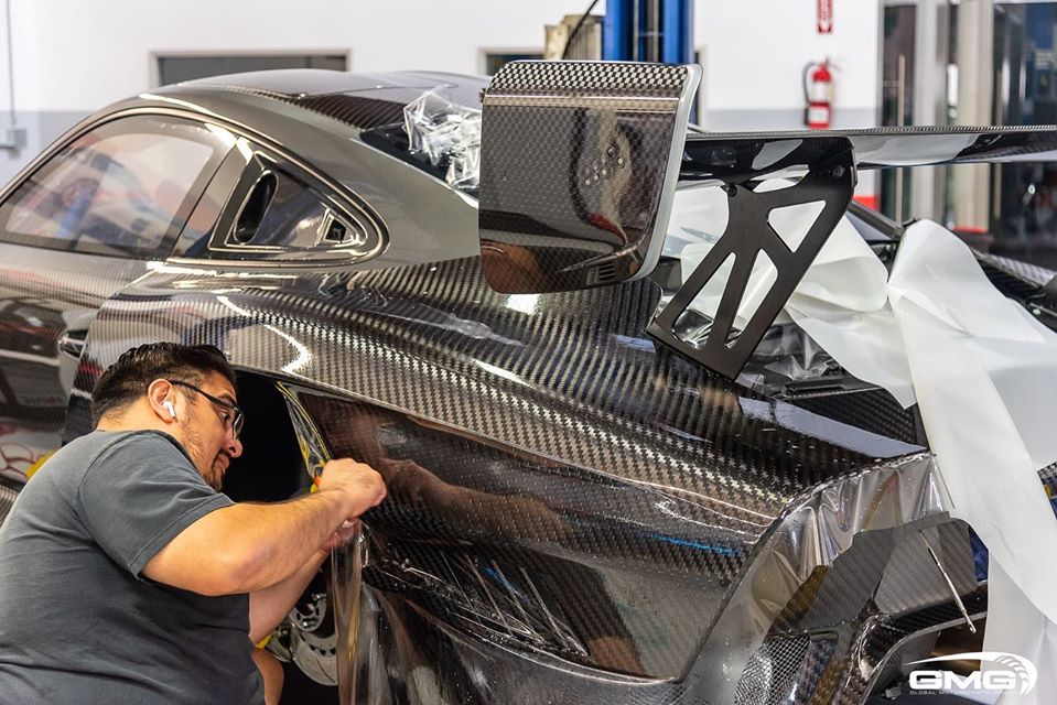 Porsche 935 Clubsport Clad In Gloss Carbon Fiber Looks Bonkers