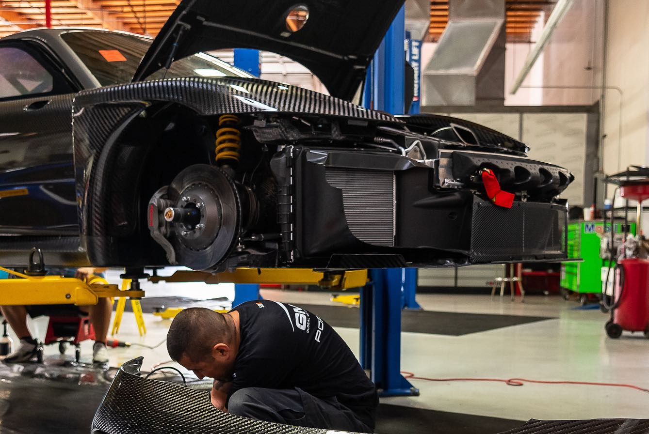 Porsche 935 Clubsport Clad In Gloss Carbon Fiber Looks Bonkers