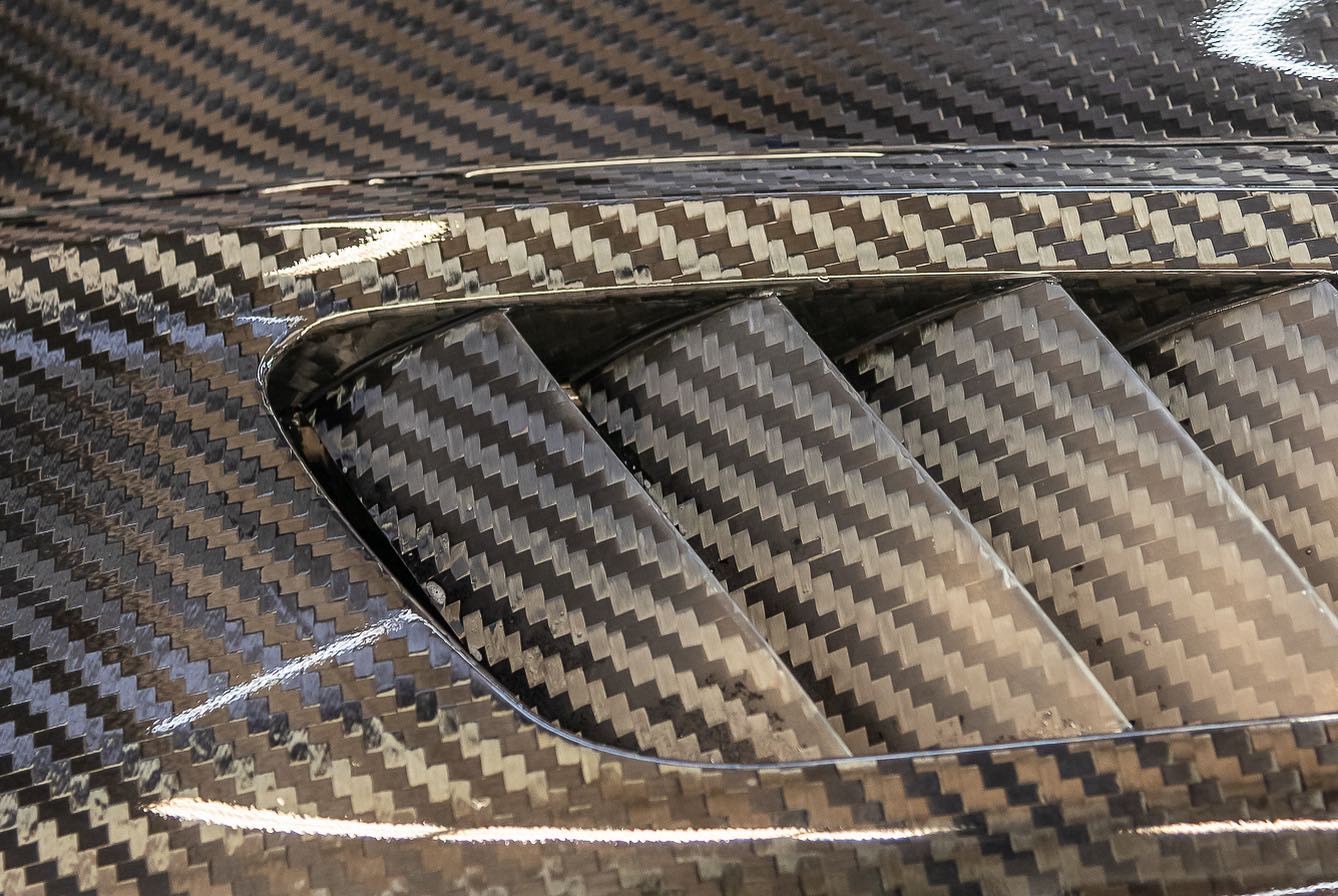 Porsche 935 Clubsport Clad In Gloss Carbon Fiber Looks Bonkers