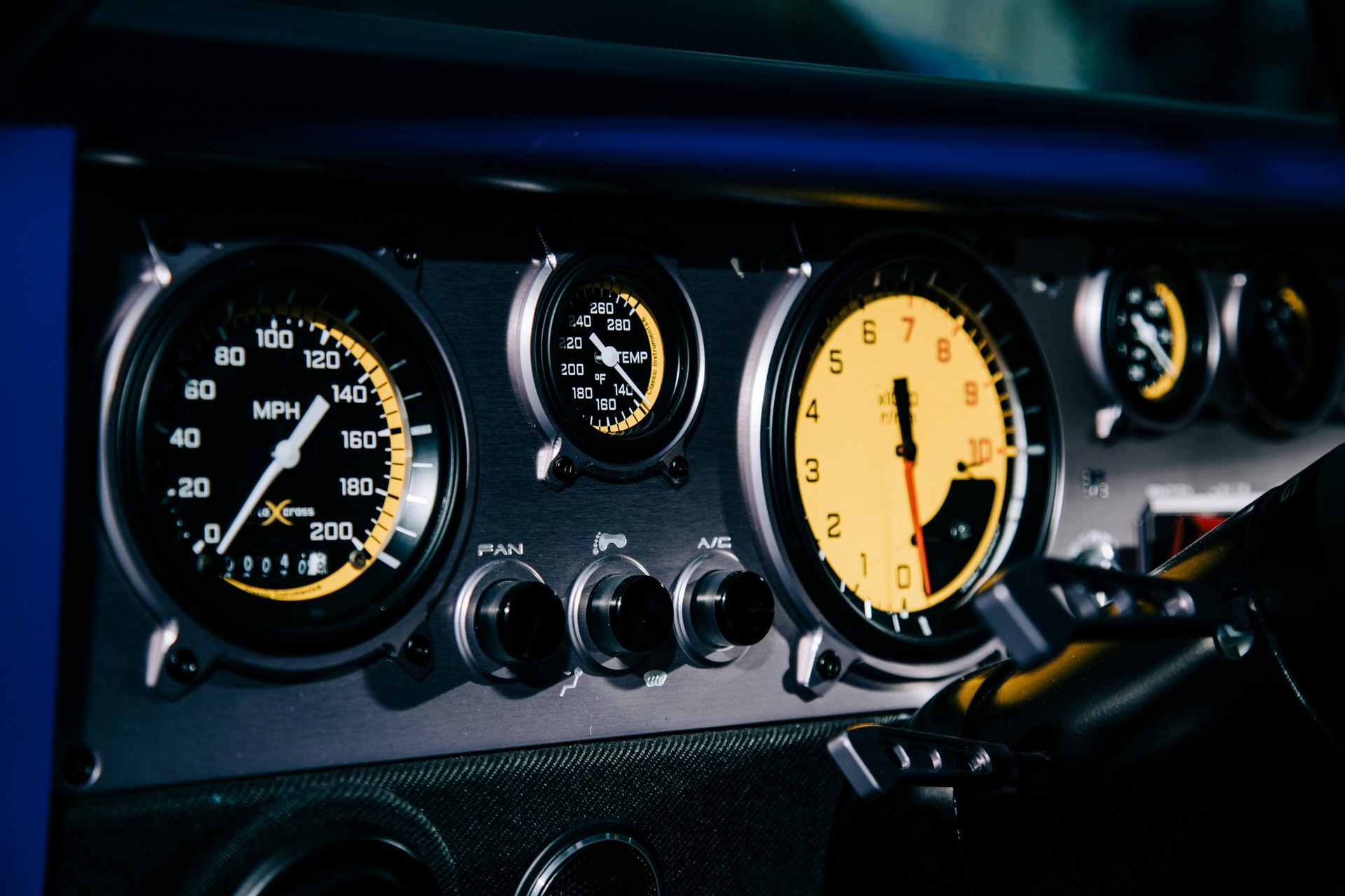 Ringbrothers’ 1969 Ford Mustang Mach 1 Sports A Massive 8.5-Liter V8 With 700 HP