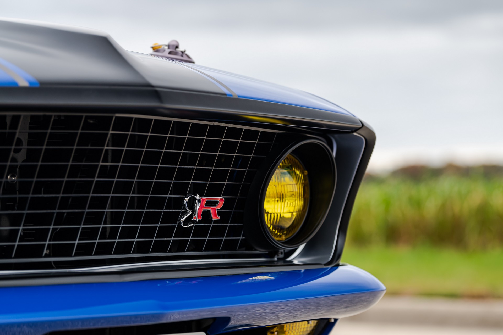 Ringbrothers’ 1969 Ford Mustang Mach 1 Sports A Massive 8.5-Liter V8 With 700 HP