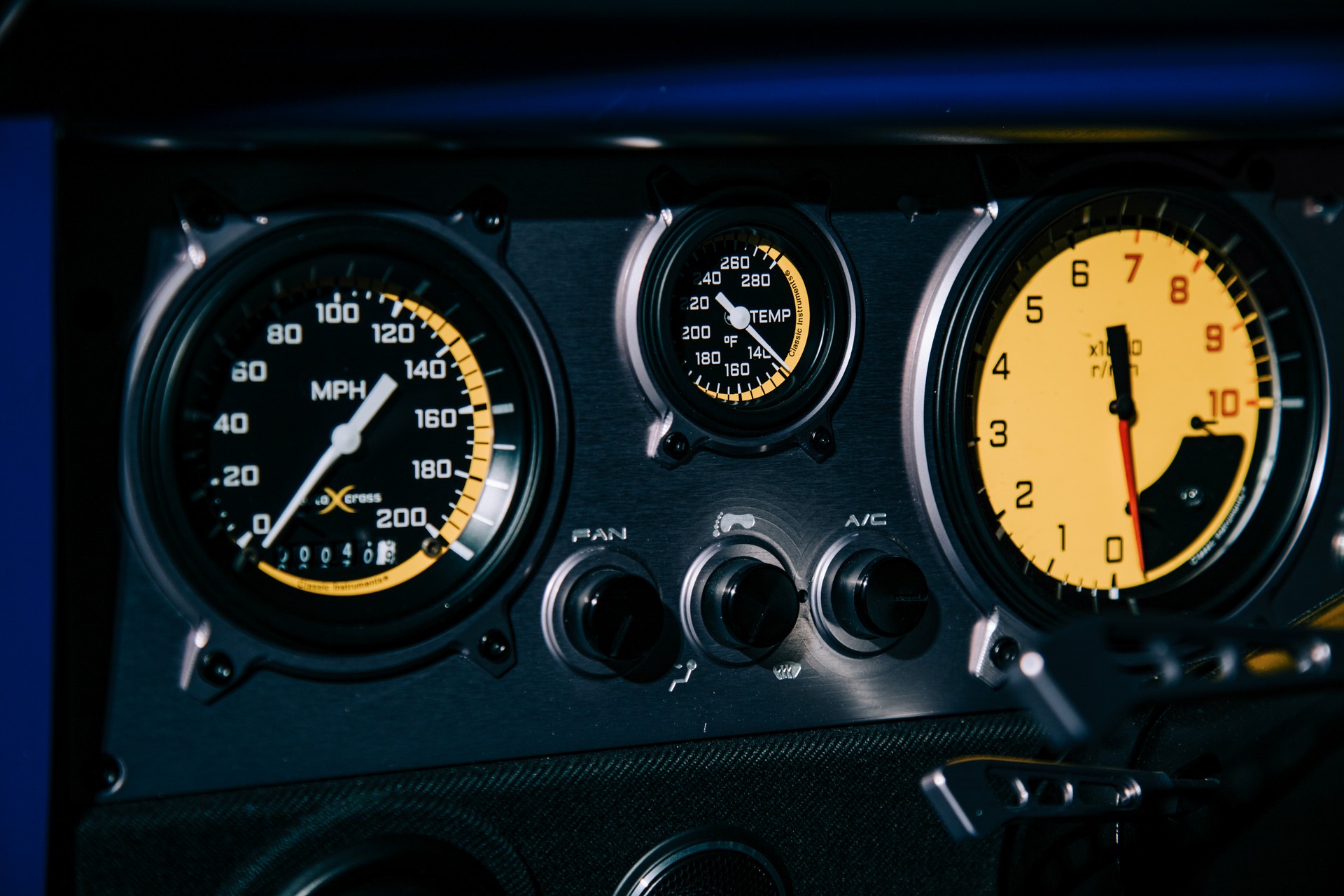 Ringbrothers’ 1969 Ford Mustang Mach 1 Sports A Massive 8.5-Liter V8 With 700 HP