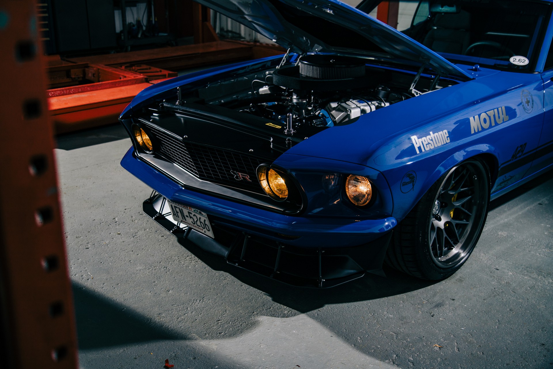 Ringbrothers’ 1969 Ford Mustang Mach 1 Sports A Massive 8.5-Liter V8 With 700 HP