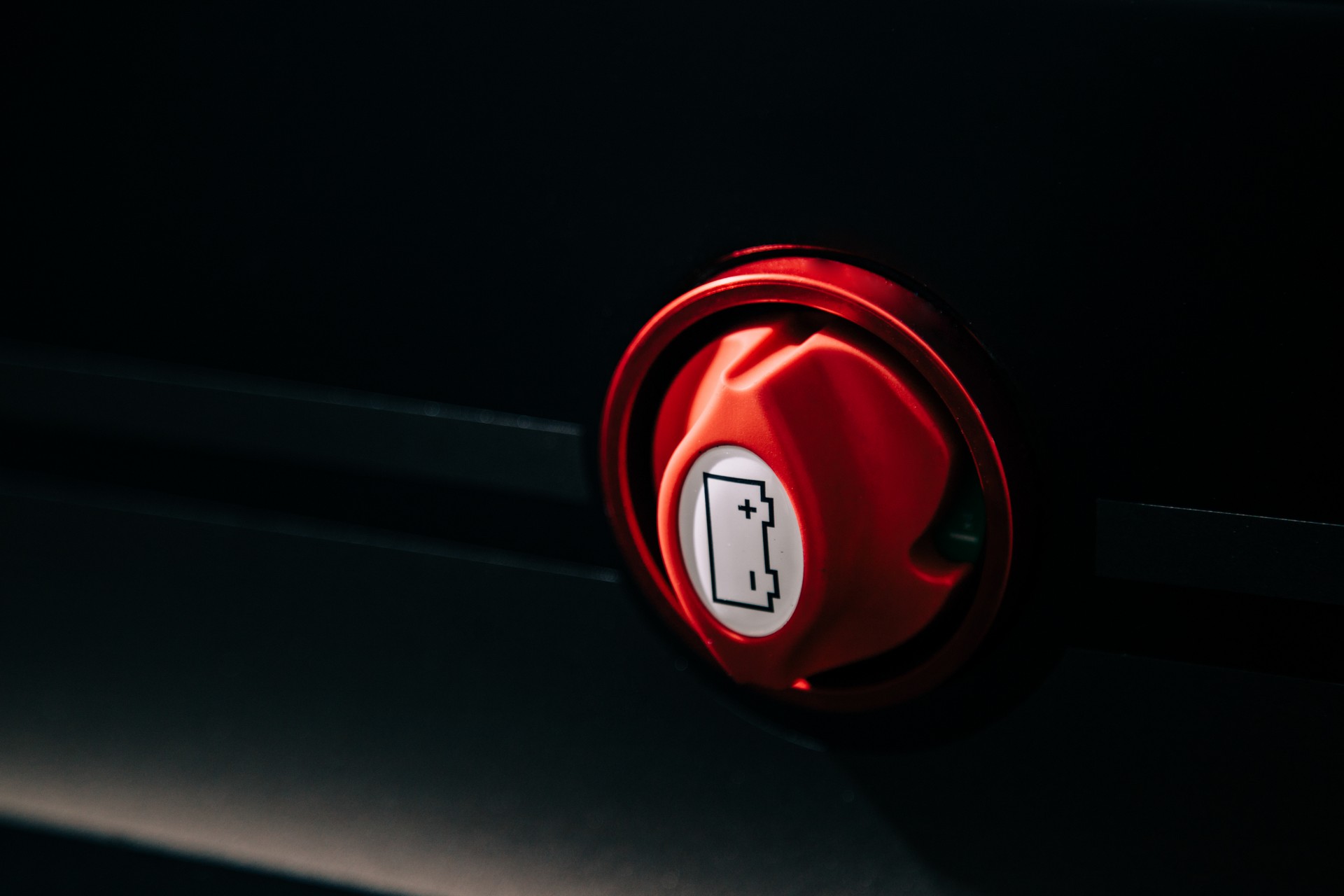 Ringbrothers’ 1969 Ford Mustang Mach 1 Sports A Massive 8.5-Liter V8 With 700 HP