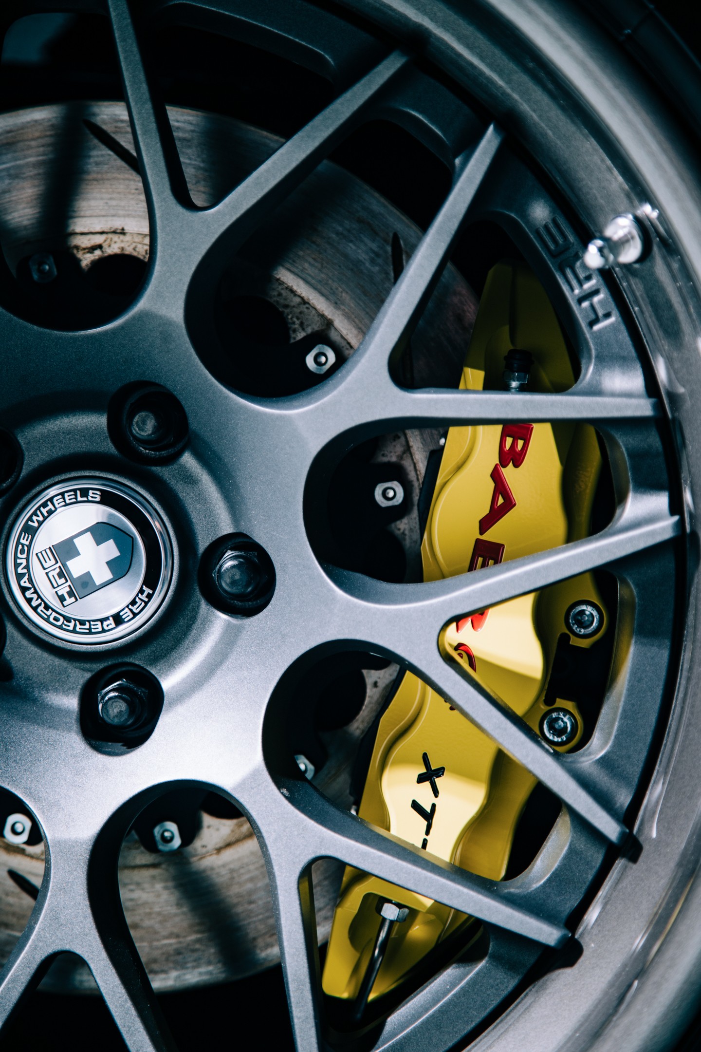 Ringbrothers’ 1969 Ford Mustang Mach 1 Sports A Massive 8.5-Liter V8 With 700 HP