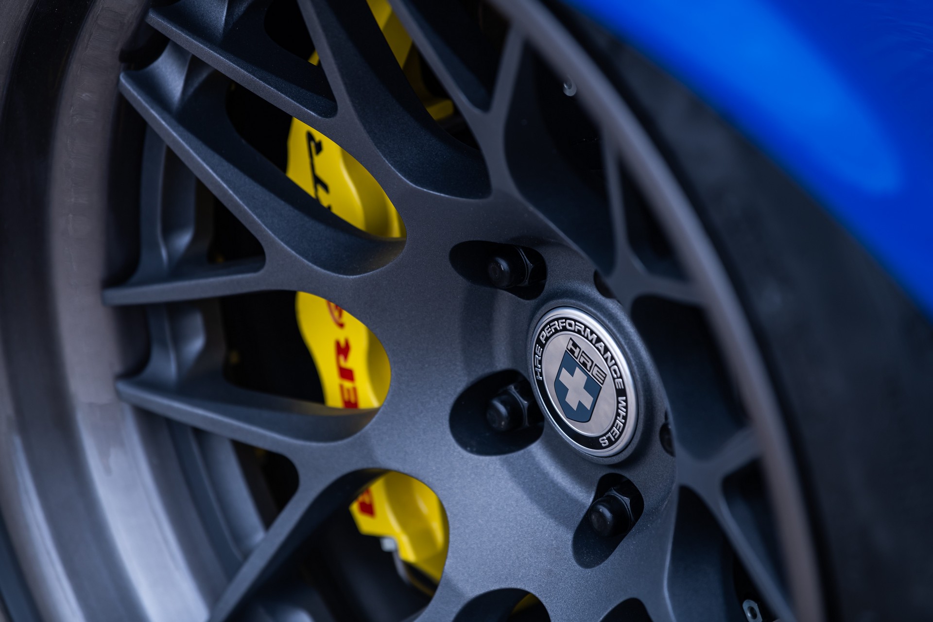 Ringbrothers’ 1969 Ford Mustang Mach 1 Sports A Massive 8.5-Liter V8 With 700 HP