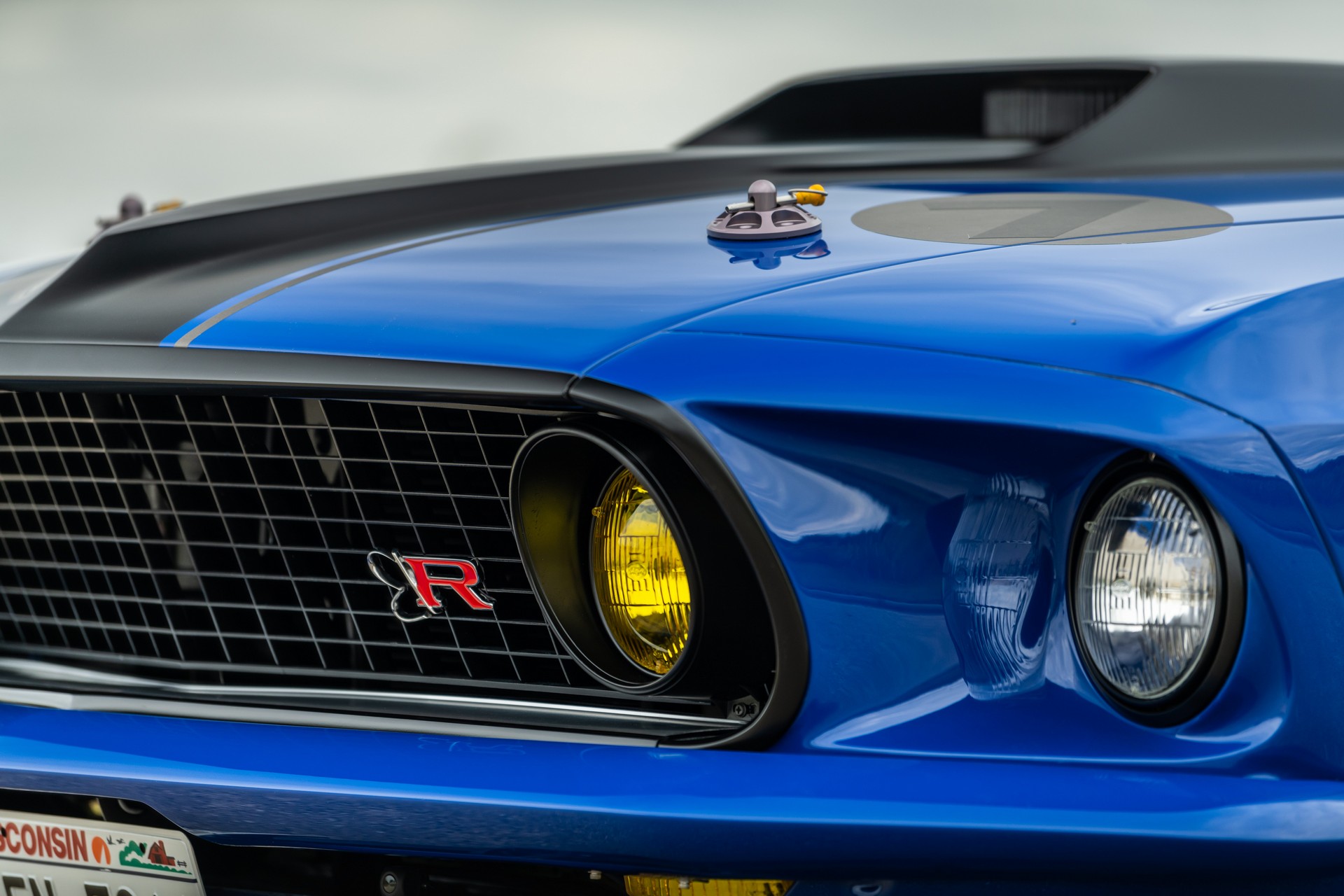 Ringbrothers’ 1969 Ford Mustang Mach 1 Sports A Massive 8.5-Liter V8 With 700 HP