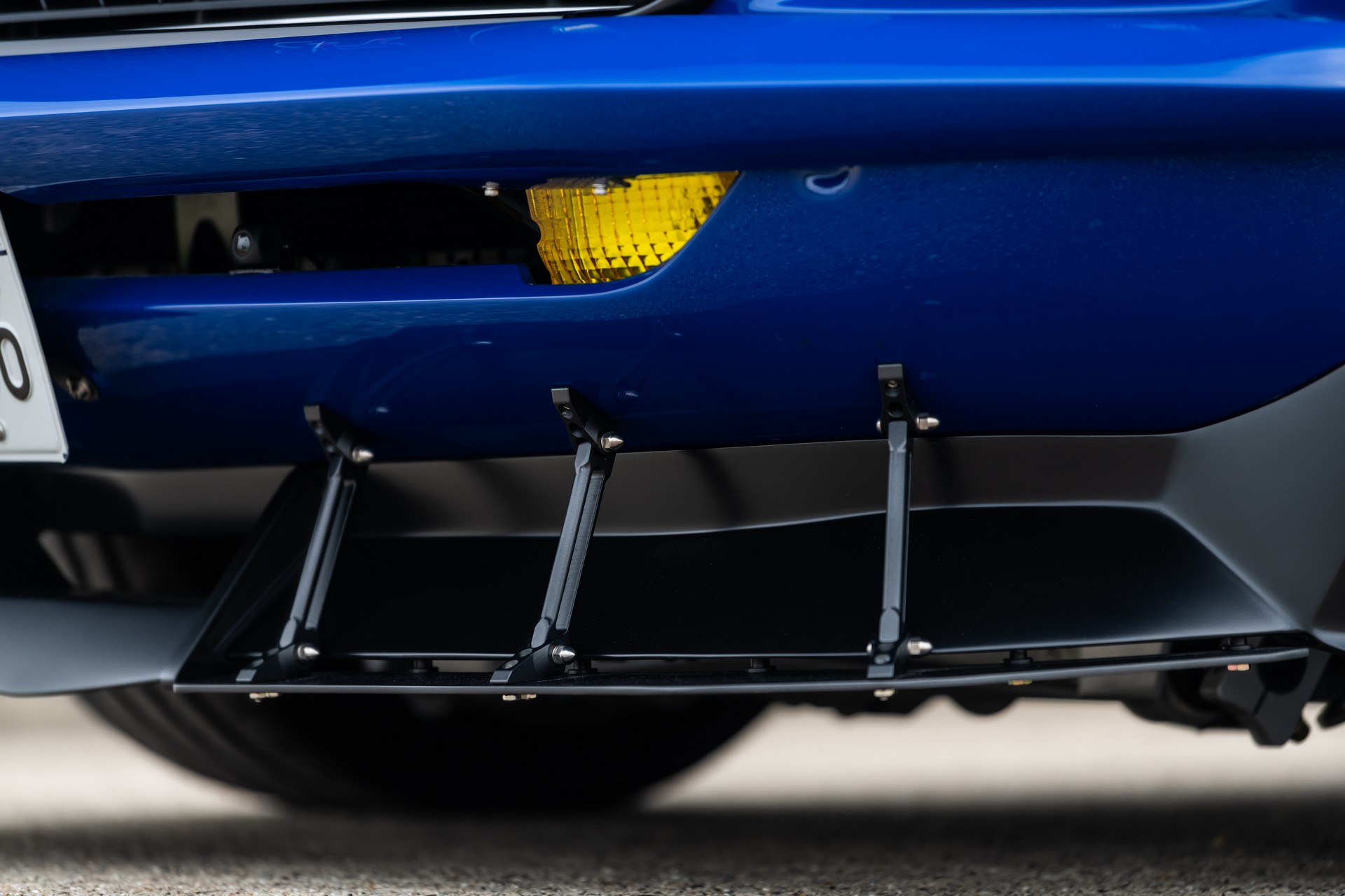 Ringbrothers’ 1969 Ford Mustang Mach 1 Sports A Massive 8.5-Liter V8 With 700 HP