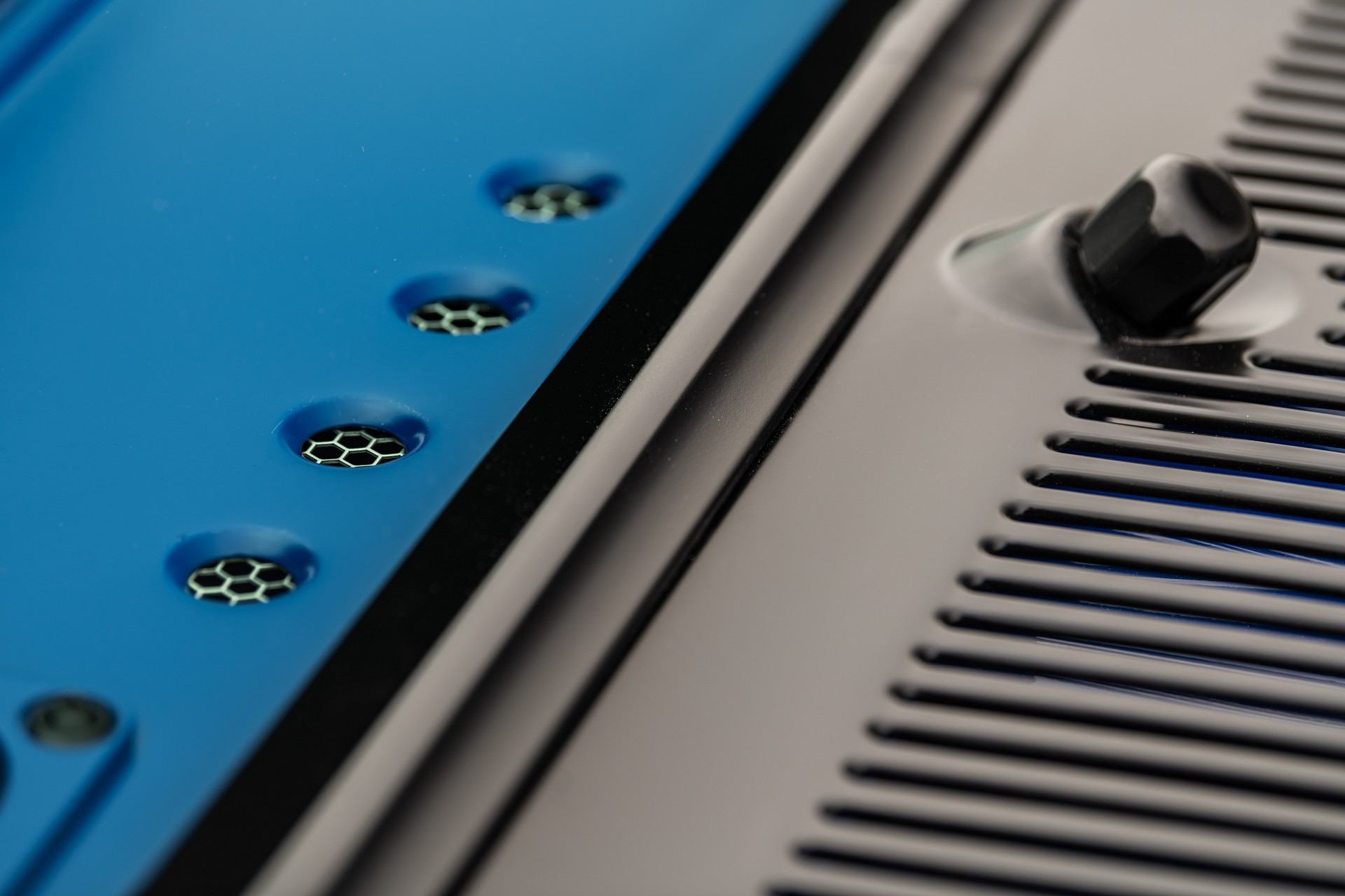 Ringbrothers’ 1969 Ford Mustang Mach 1 Sports A Massive 8.5-Liter V8 With 700 HP