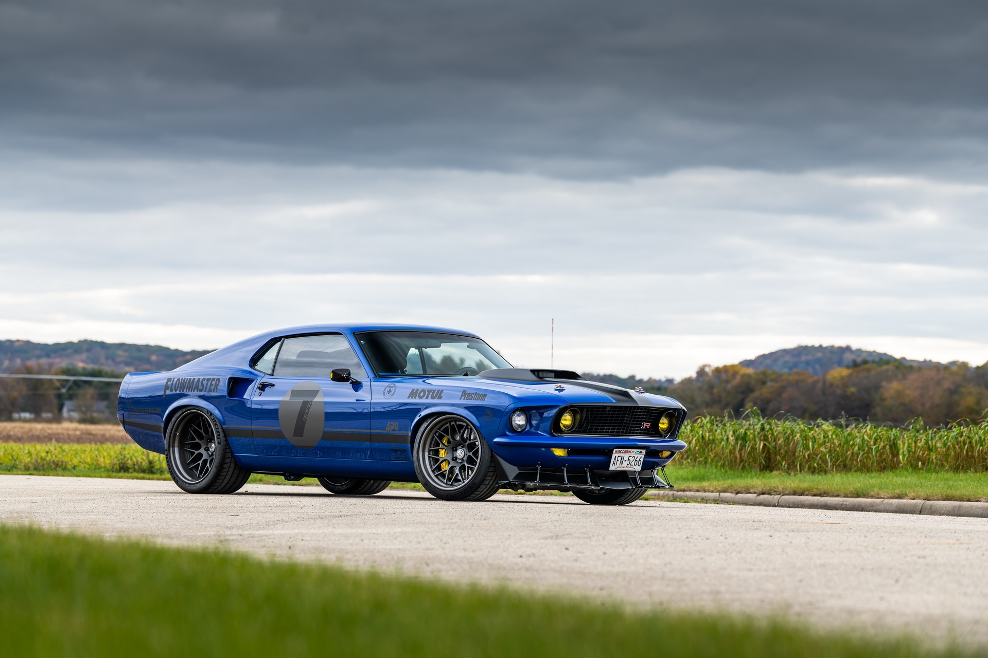 Ringbrothers’ 1969 Ford Mustang Mach 1 Sports A Massive 8.5-Liter V8 With 700 HP