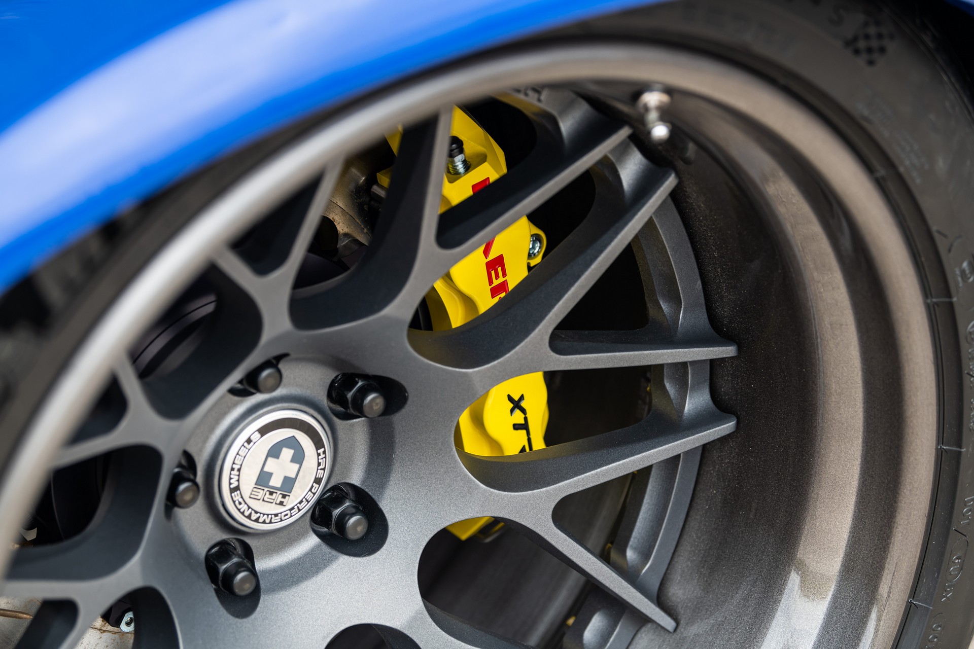 Ringbrothers’ 1969 Ford Mustang Mach 1 Sports A Massive 8.5-Liter V8 With 700 HP