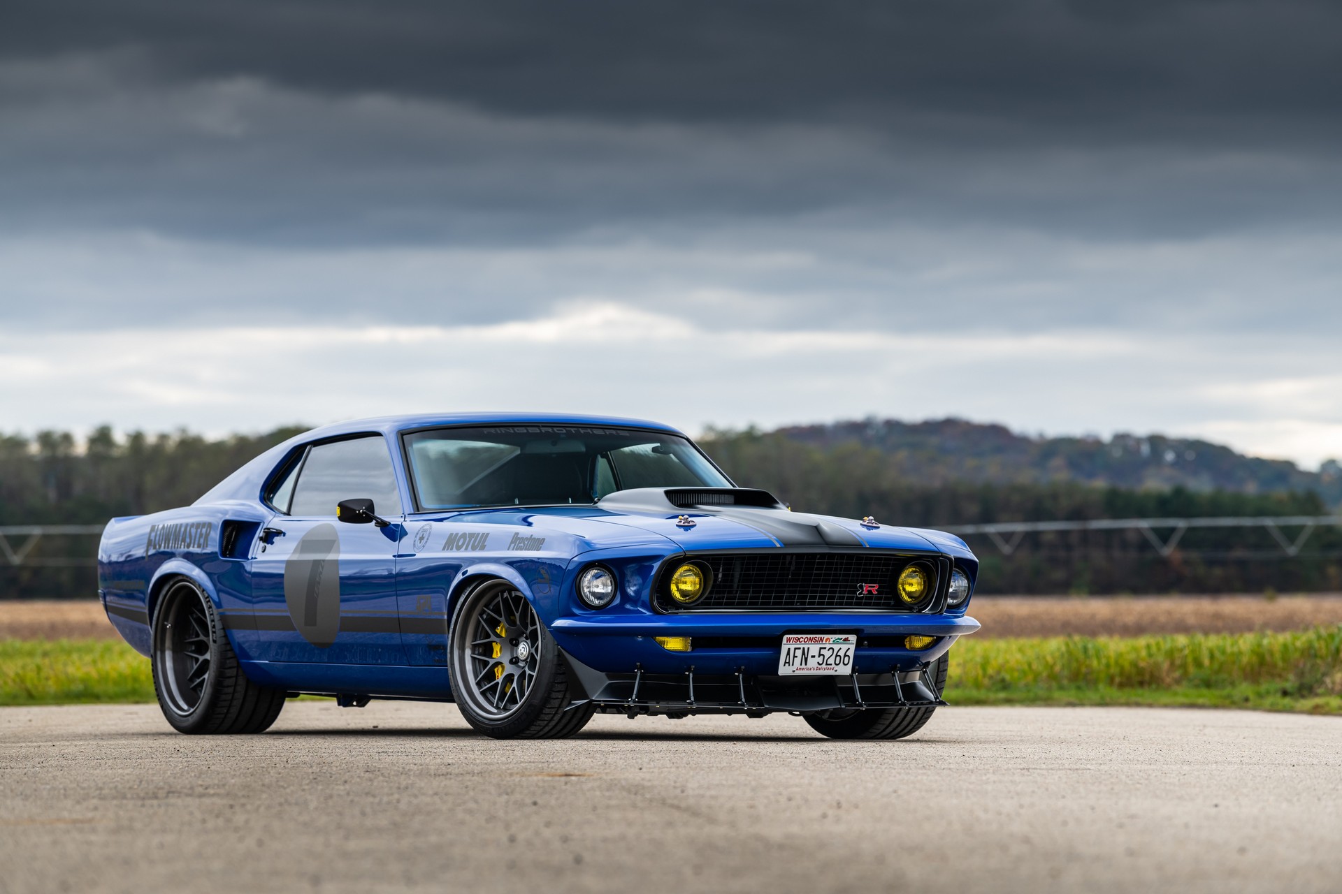 Ringbrothers’ 1969 Ford Mustang Mach 1 Sports A Massive 8.5-Liter V8 With 700 HP