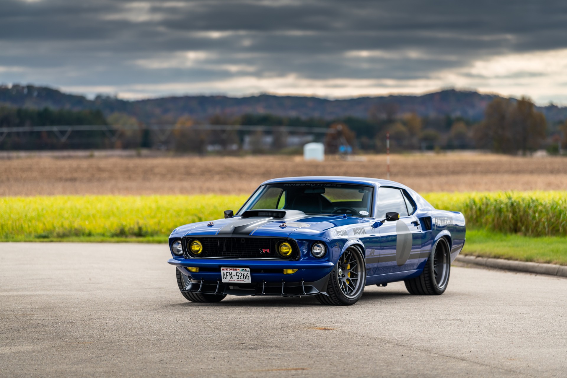 Ringbrothers’ 1969 Ford Mustang Mach 1 Sports A Massive 8.5-Liter V8 With 700 HP