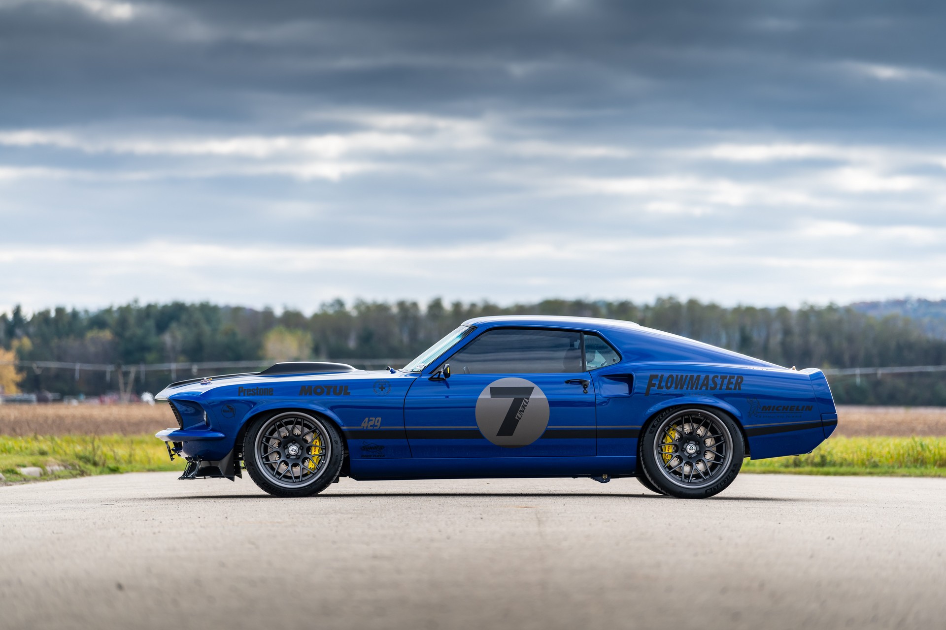Ringbrothers’ 1969 Ford Mustang Mach 1 Sports A Massive 8.5-Liter V8 With 700 HP