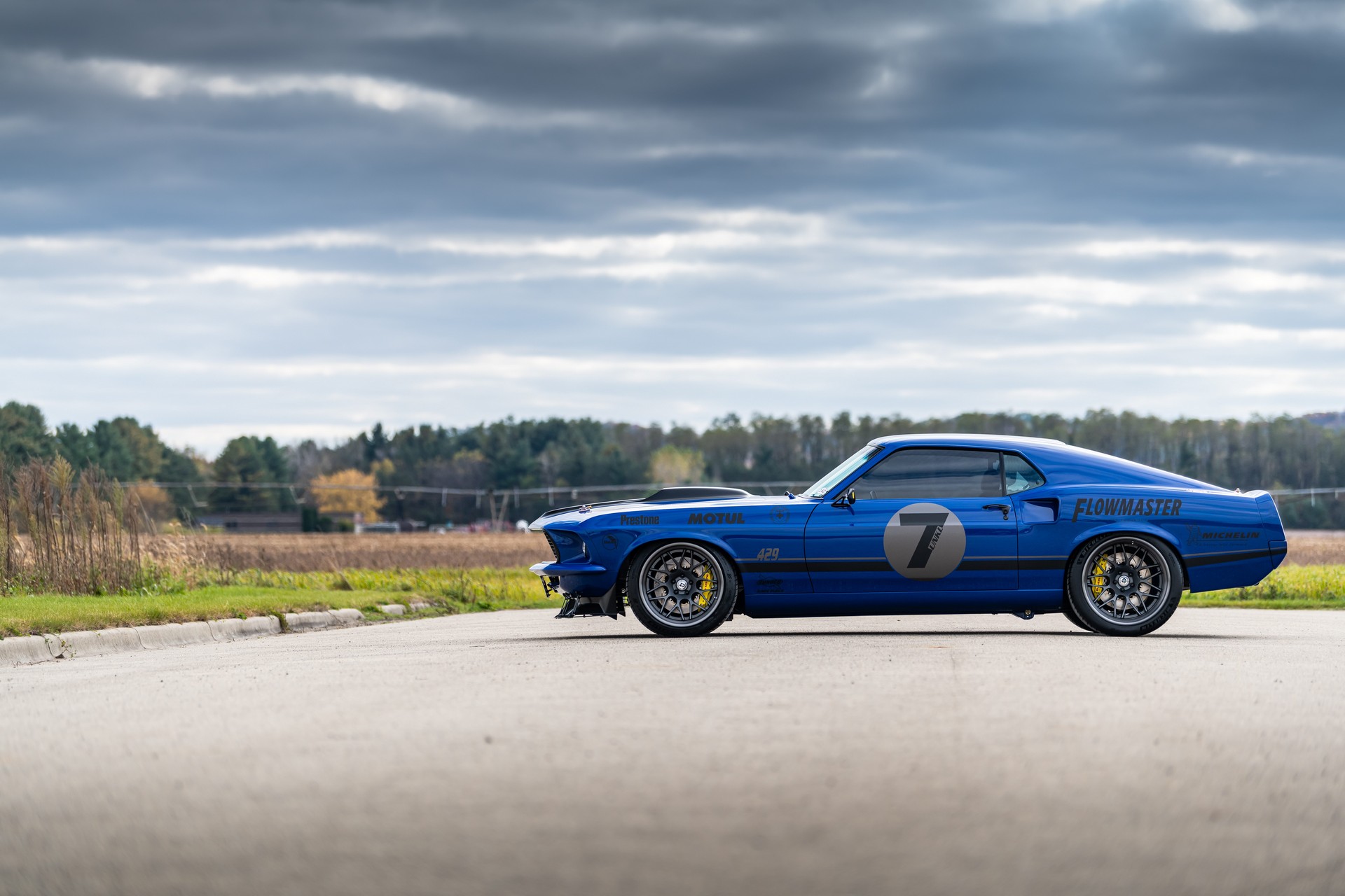 Ringbrothers’ 1969 Ford Mustang Mach 1 Sports A Massive 8.5-Liter V8 With 700 HP