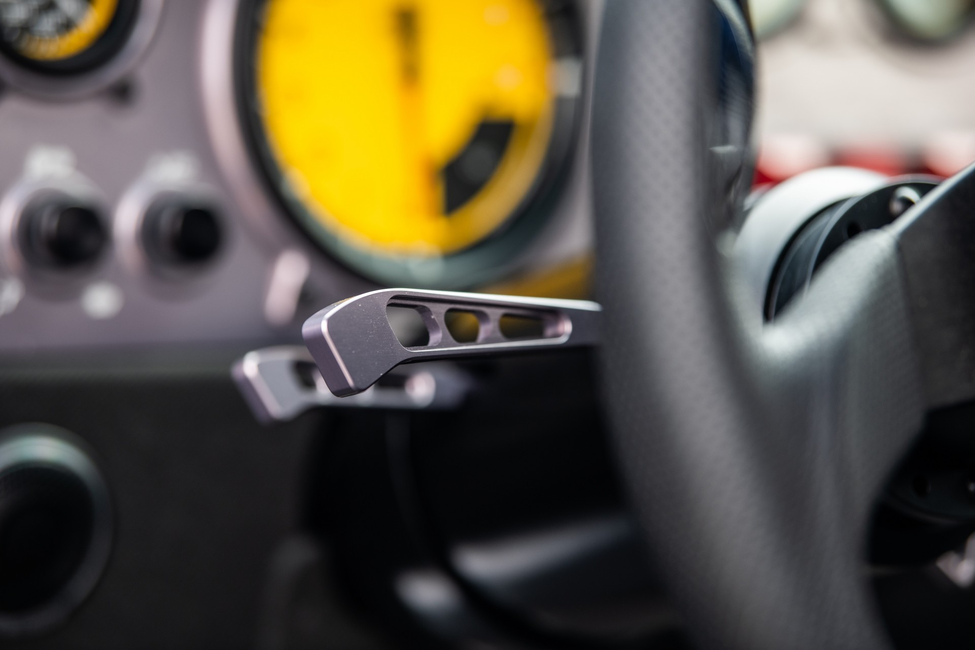 Ringbrothers’ 1969 Ford Mustang Mach 1 Sports A Massive 8.5-Liter V8 With 700 HP