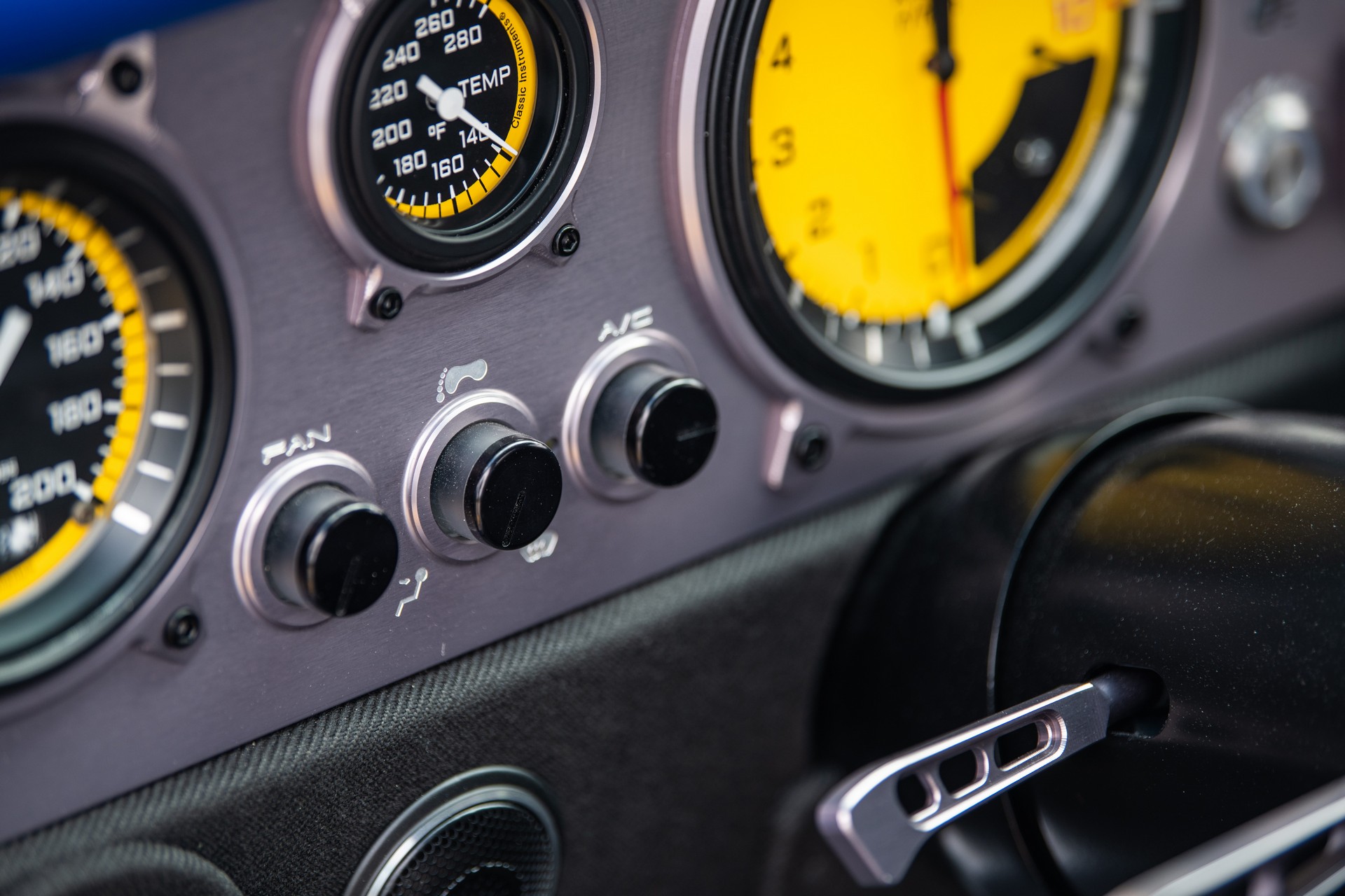 Ringbrothers’ 1969 Ford Mustang Mach 1 Sports A Massive 8.5-Liter V8 With 700 HP