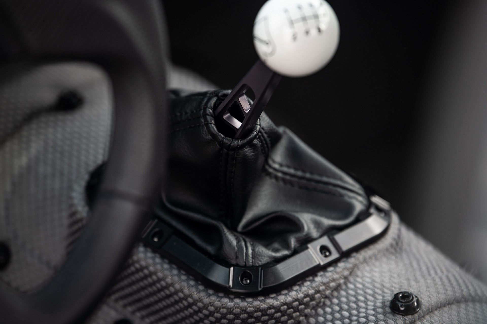 Ringbrothers’ 1969 Ford Mustang Mach 1 Sports A Massive 8.5-Liter V8 With 700 HP