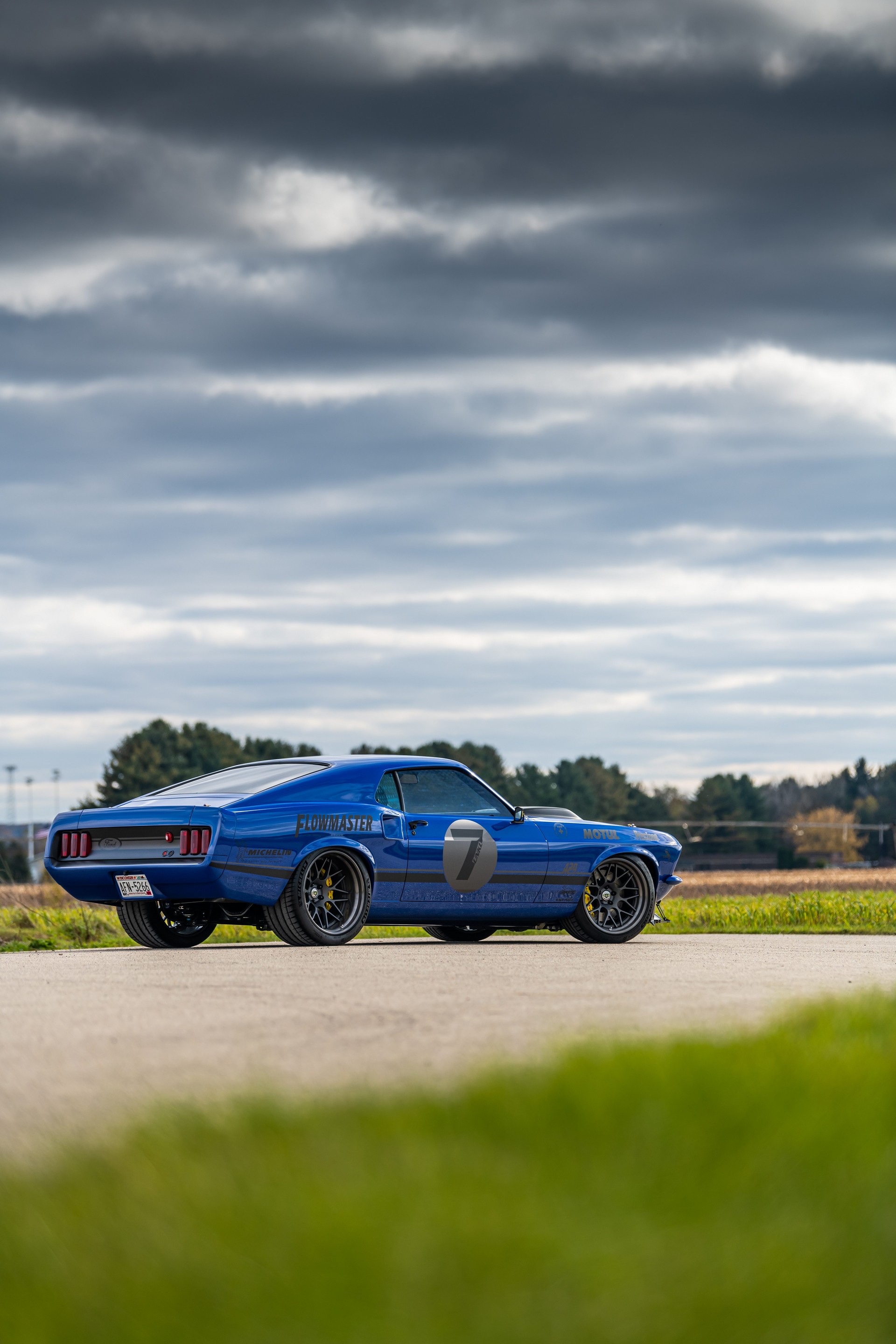 Ringbrothers’ 1969 Ford Mustang Mach 1 Sports A Massive 8.5-Liter V8 With 700 HP