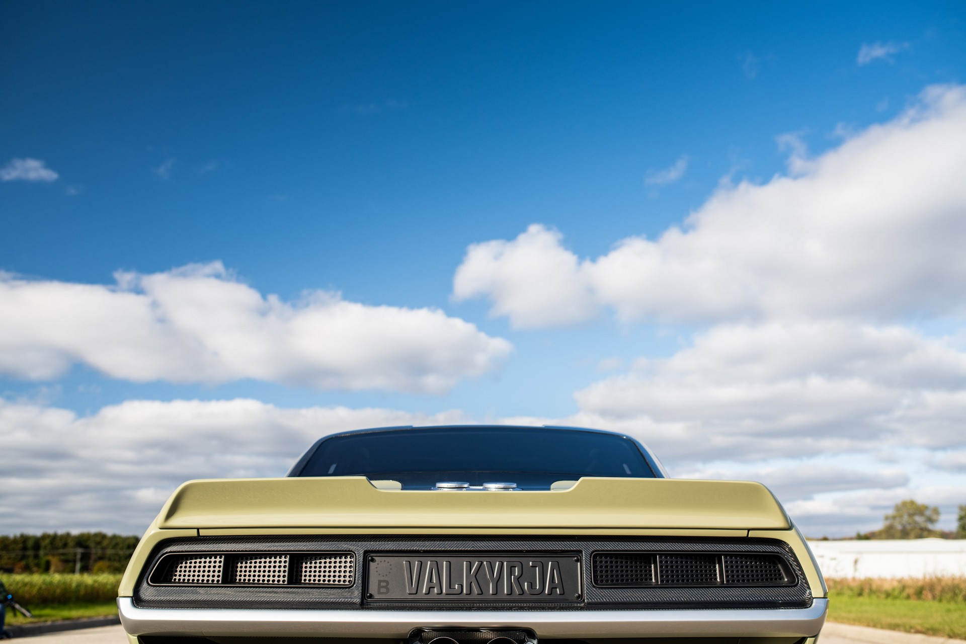 Ringbrothers’ Latest Retromod Is An Awesome 890 HP Camaro Named Valkyrja