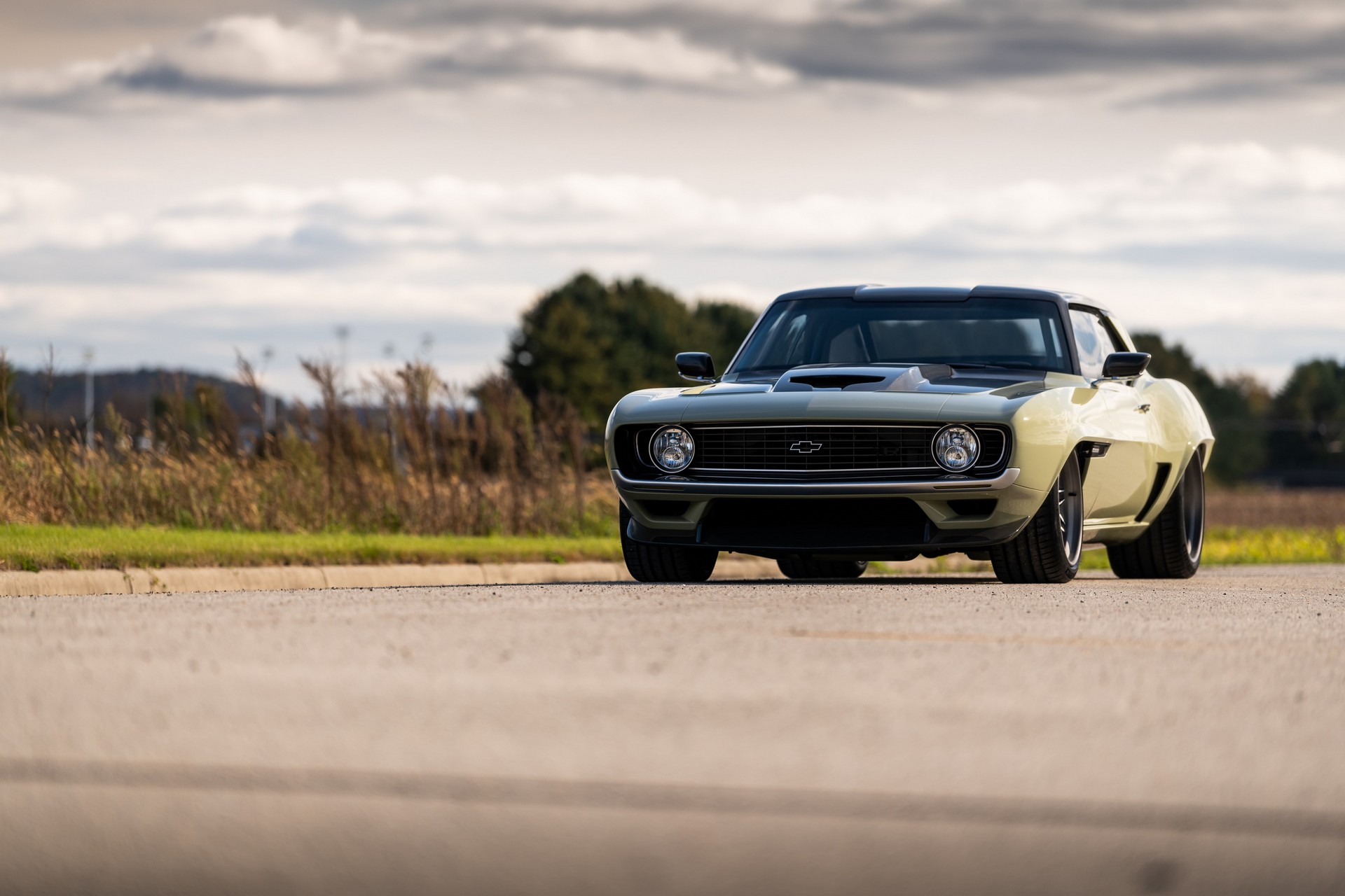 Ringbrothers’ Latest Retromod Is An Awesome 890 HP Camaro Named Valkyrja
