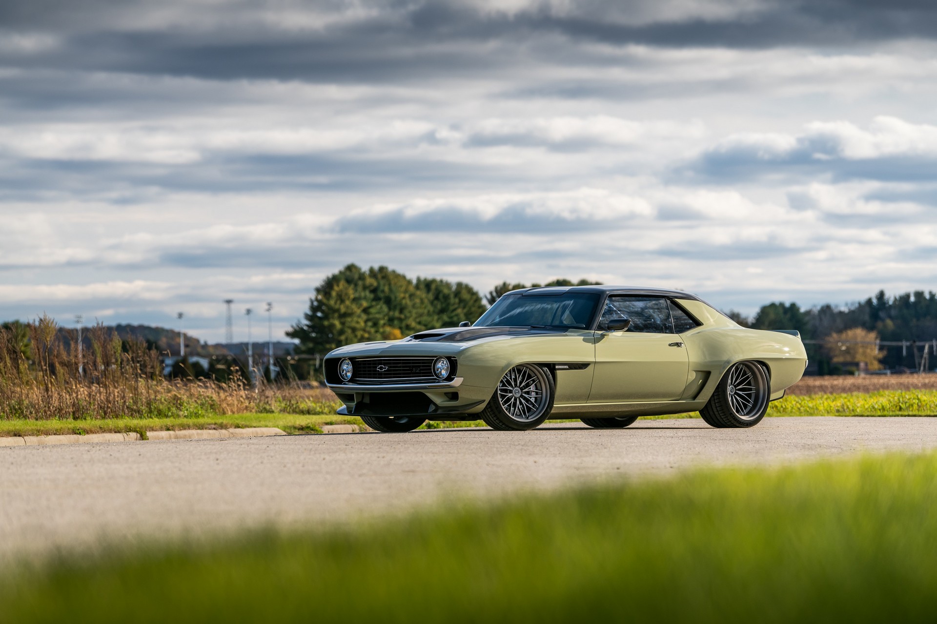 Ringbrothers’ Latest Retromod Is An Awesome 890 HP Camaro Named Valkyrja
