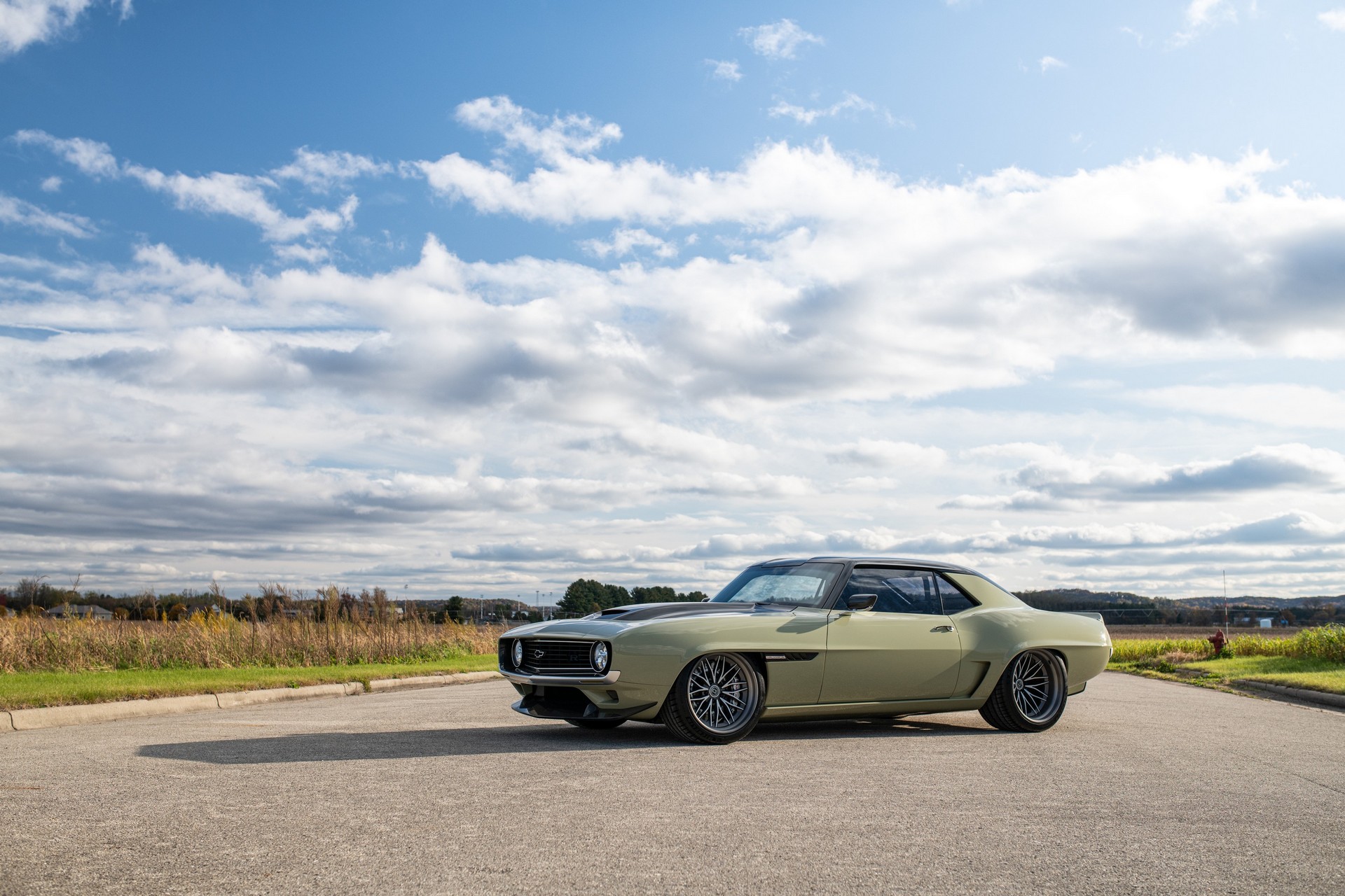 Ringbrothers’ Latest Retromod Is An Awesome 890 HP Camaro Named Valkyrja