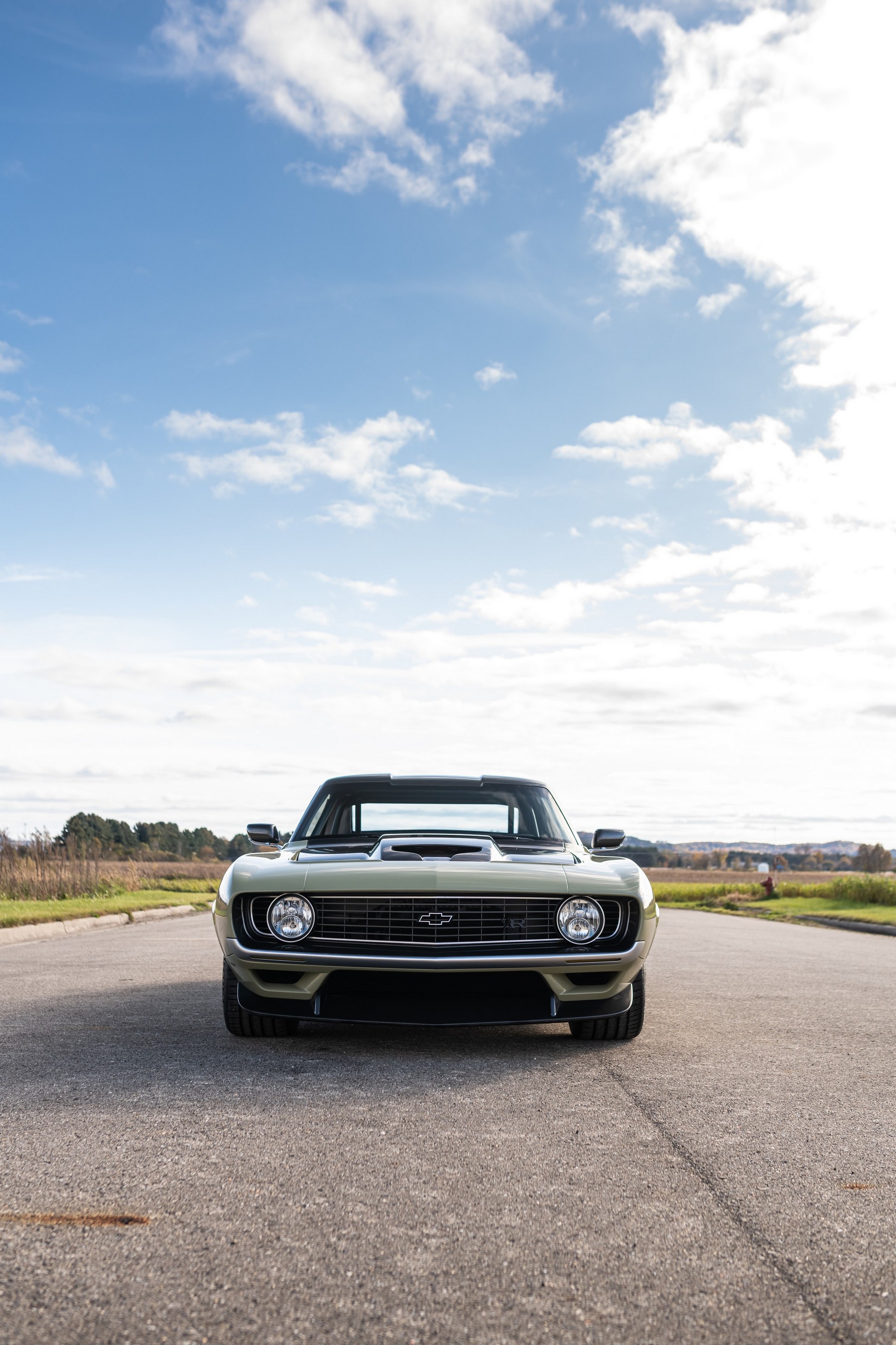 Ringbrothers’ Latest Retromod Is An Awesome 890 HP Camaro Named Valkyrja