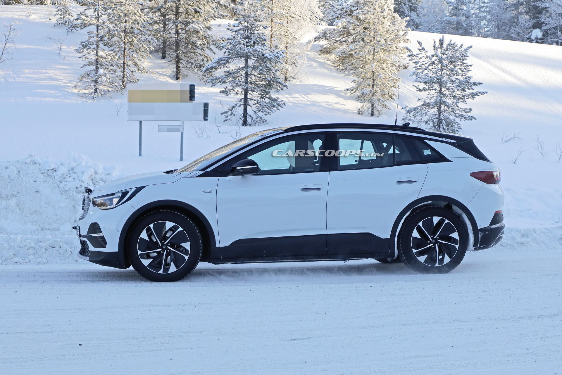 VW Cheekily Tries To Hide 2021 ID.4 Electric Crossover As An… Opel