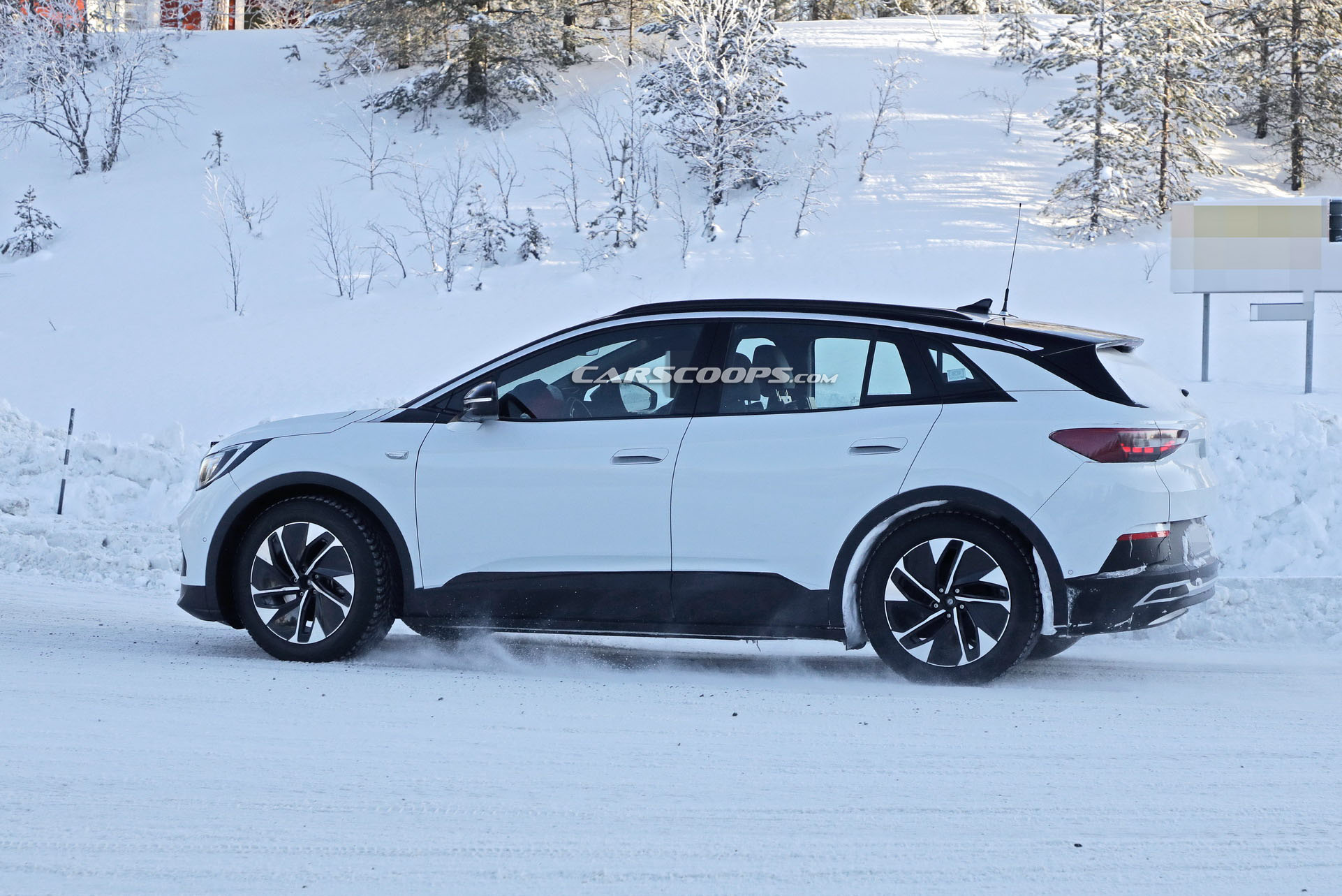 VW Cheekily Tries To Hide 2021 ID.4 Electric Crossover As An… Opel