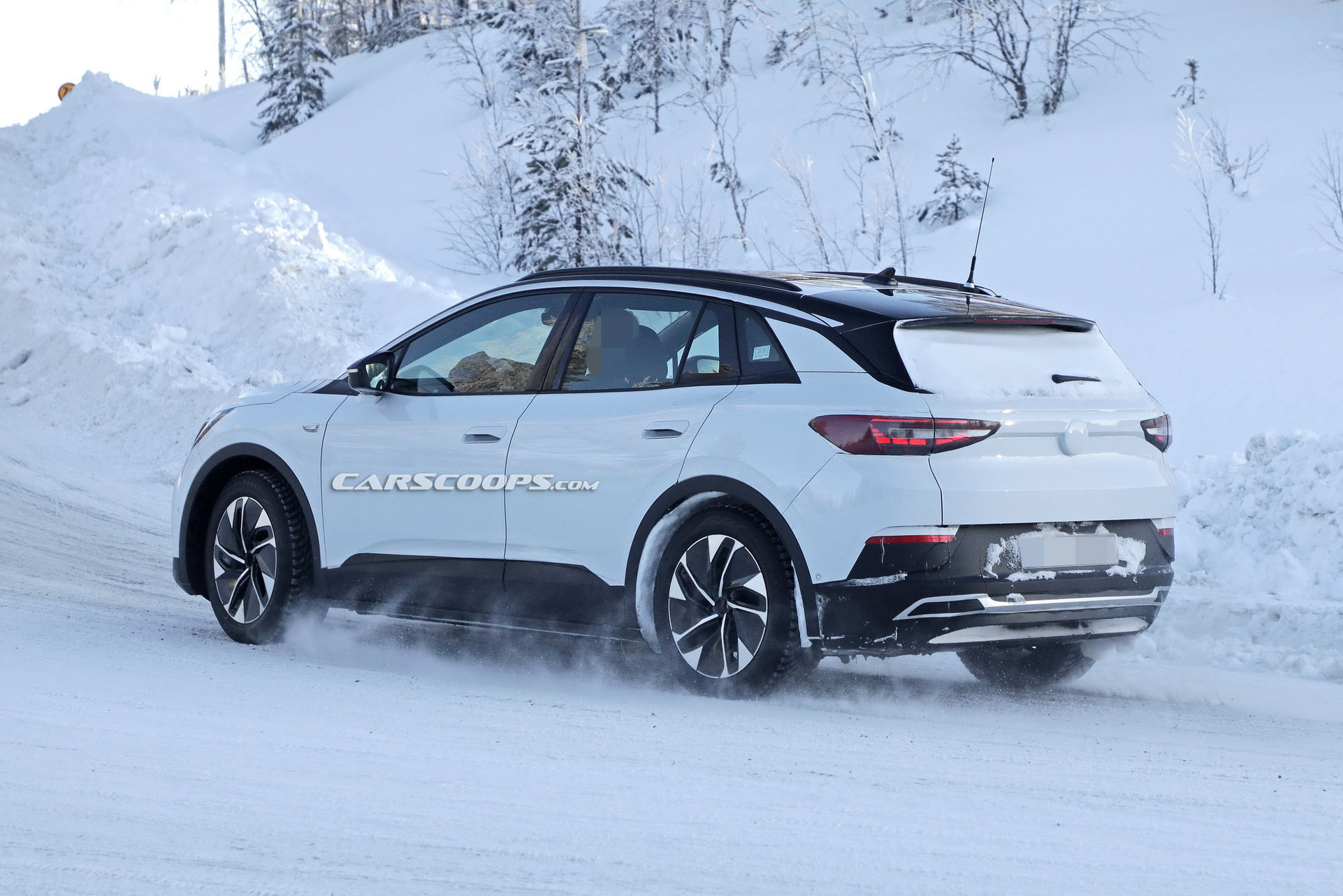 VW Cheekily Tries To Hide 2021 ID.4 Electric Crossover As An… Opel