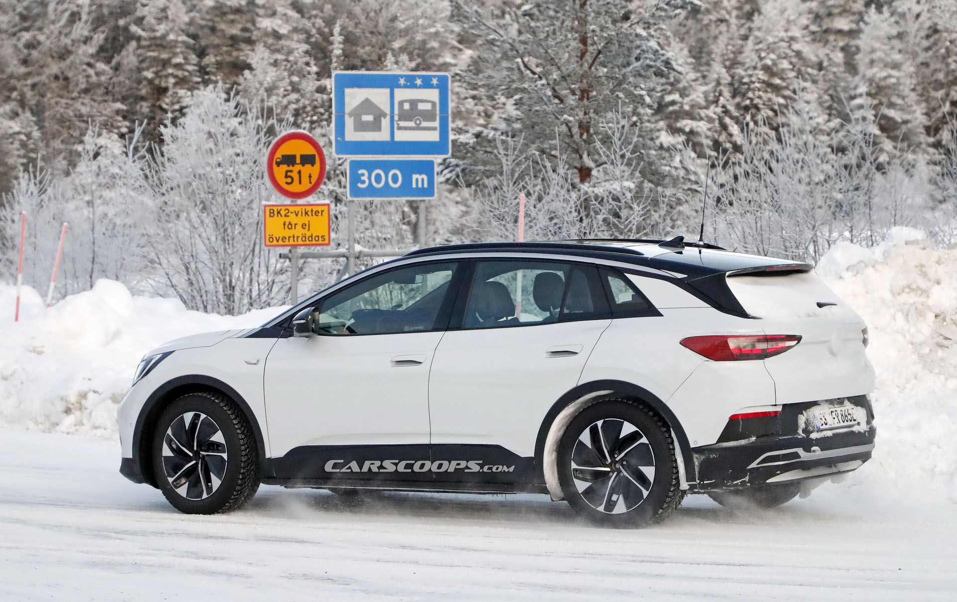 VW Cheekily Tries To Hide 2021 ID.4 Electric Crossover As An… Opel