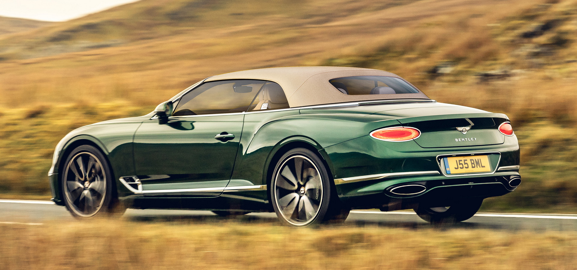 2017 - [Bentley] Continental GT - Page 7 Bentley-gtc-tweed-roof-5