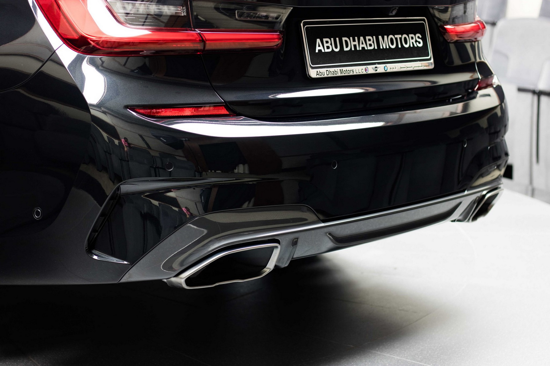 2020 BMW M340i Shows Up In Sapphire Black With Plenty Of Blue To Go Around