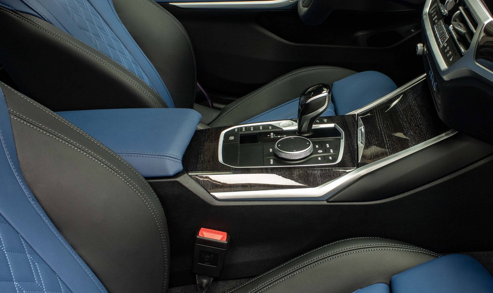 2020 BMW M340i Shows Up In Sapphire Black With Plenty Of Blue To Go Around