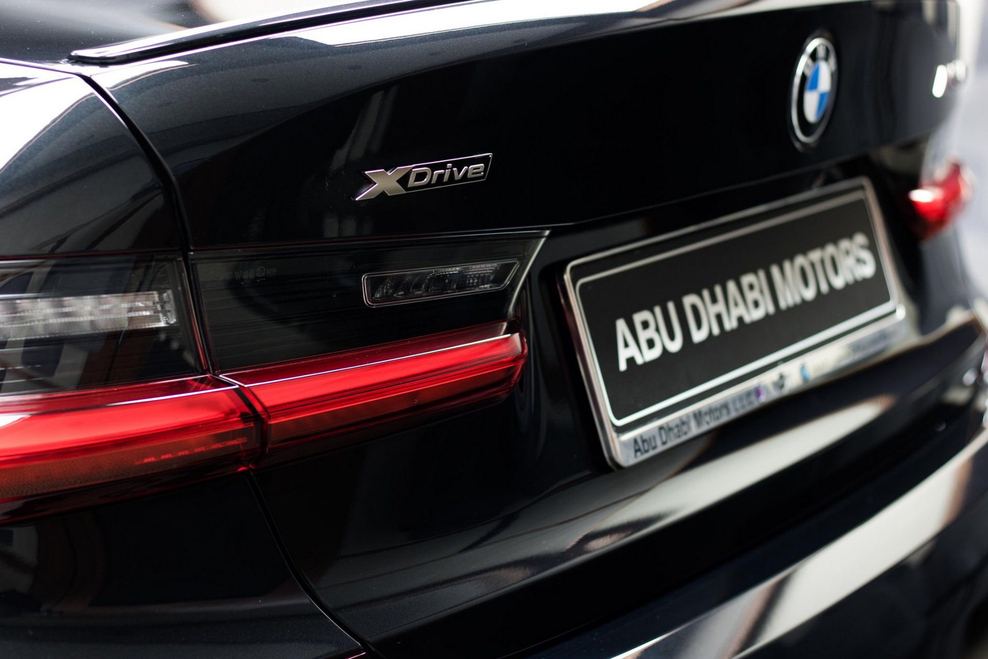 2020 BMW M340i Shows Up In Sapphire Black With Plenty Of Blue To Go Around