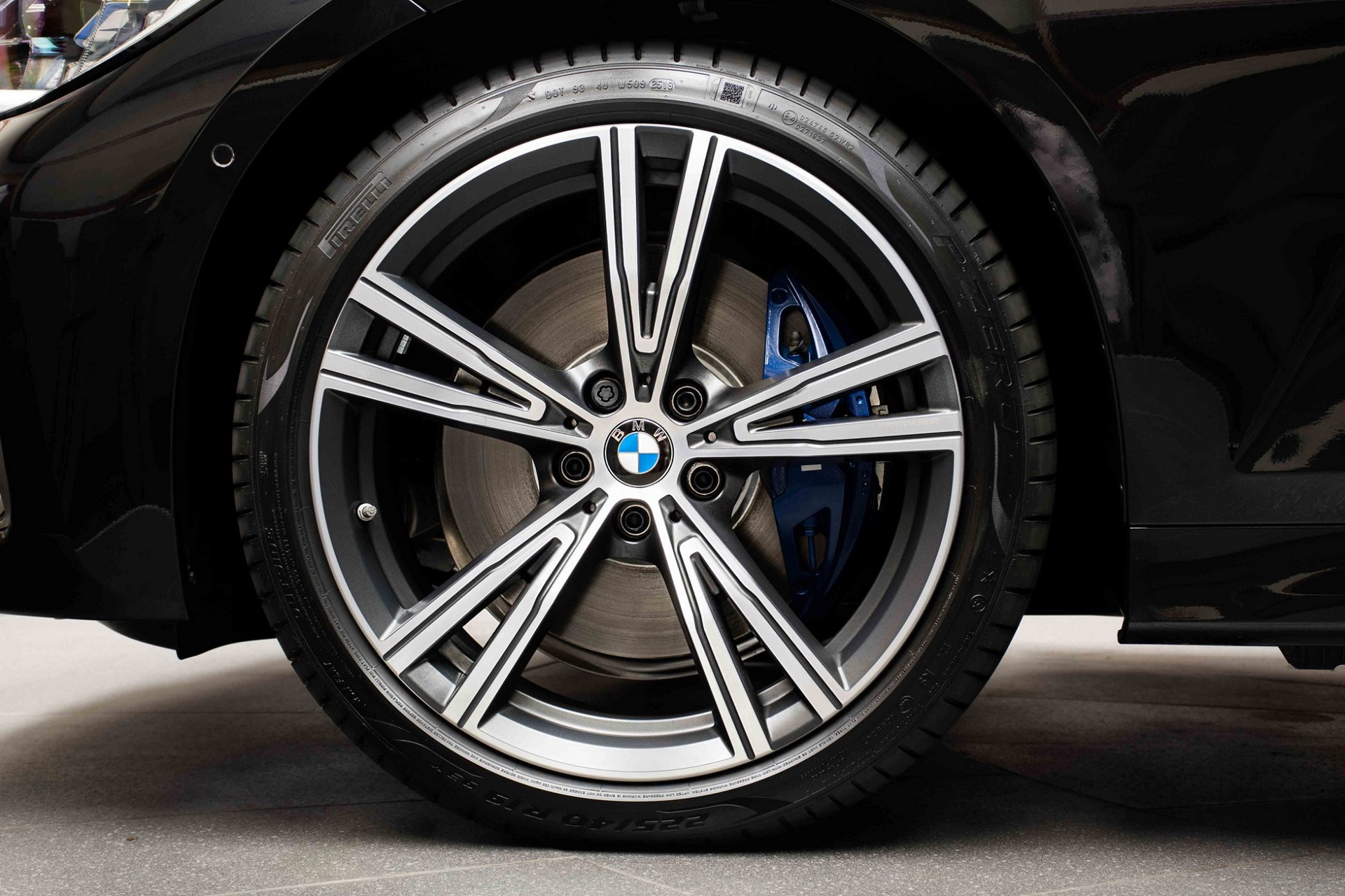 2020 BMW M340i Shows Up In Sapphire Black With Plenty Of Blue To Go Around