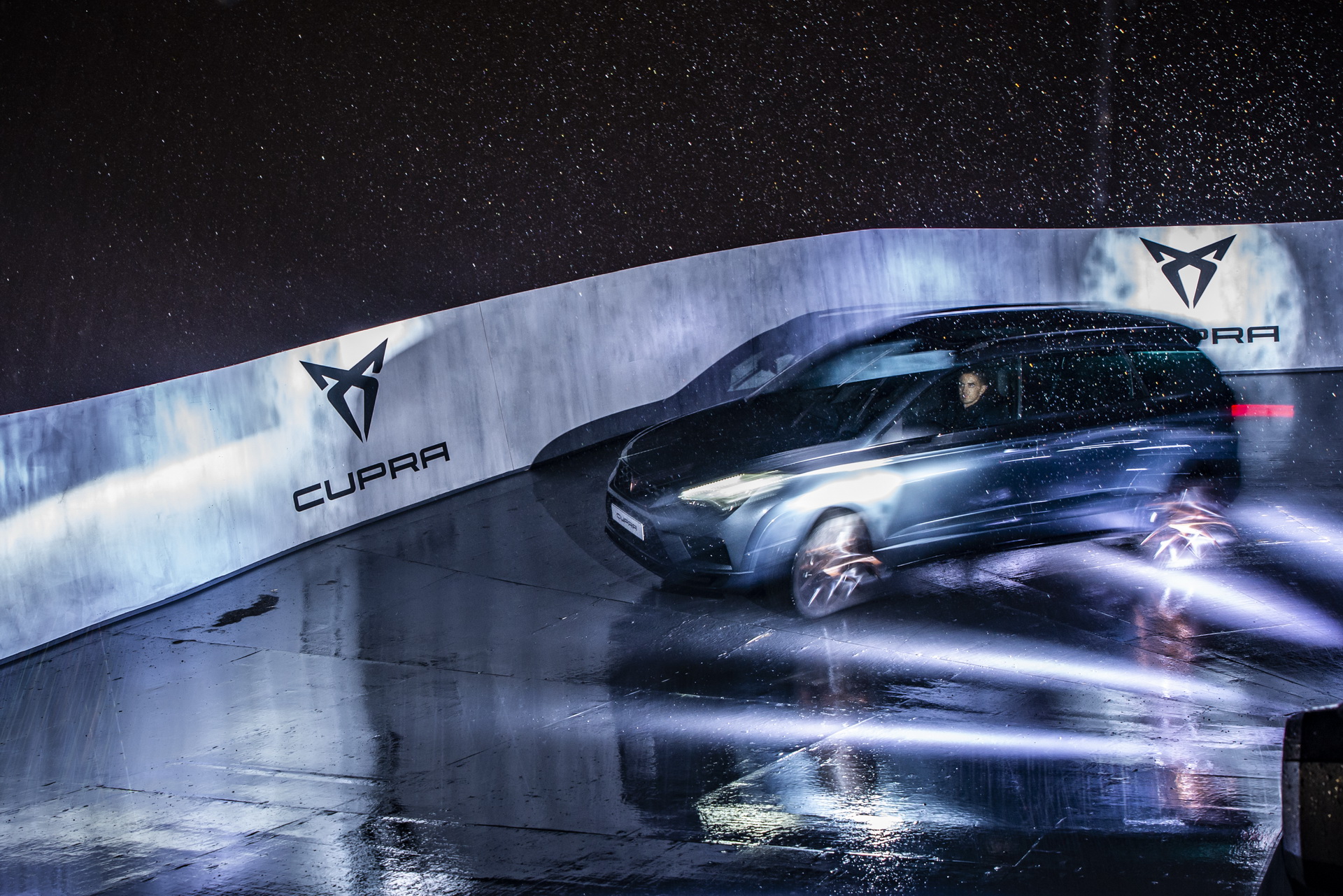 296 HP Cupra Ateca Tackles Rooftop Race Track In Paris