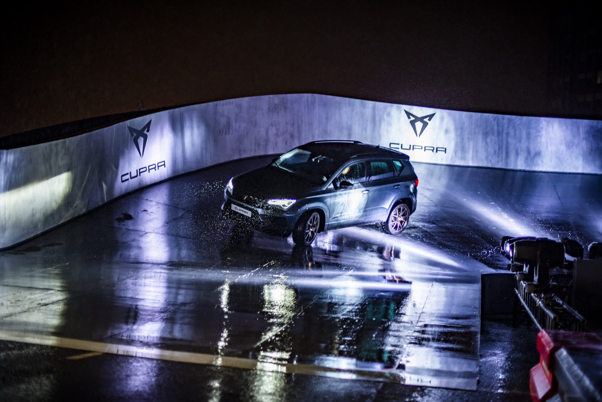 296 HP Cupra Ateca Tackles Rooftop Race Track In Paris