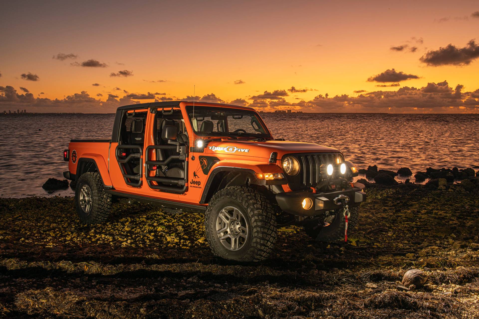 2020 Jeep Wrangler And Gladiator “Three O Five” Editions Are For Miami Only