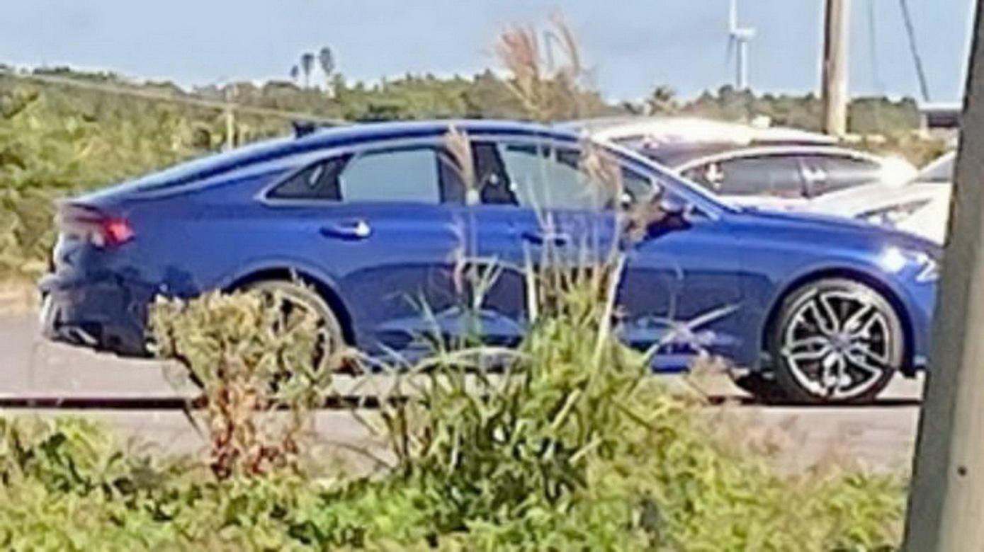 2021 Kia Optima Spotted Undisguised Ahead Of Its Debut Next Month