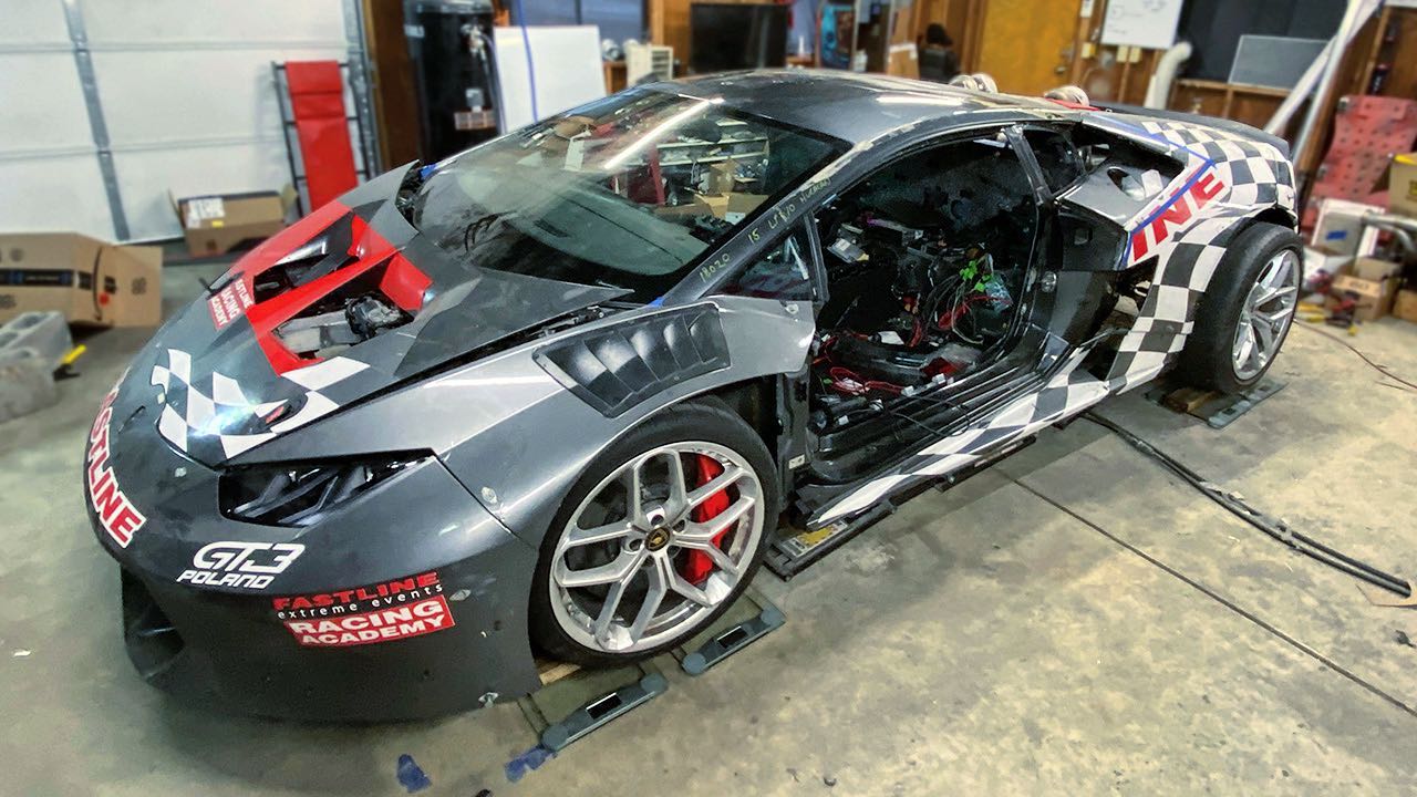 These Guys Resurrected A Destroyed Lambo Huracan With A GM LS V8 And A Manual ‘Box