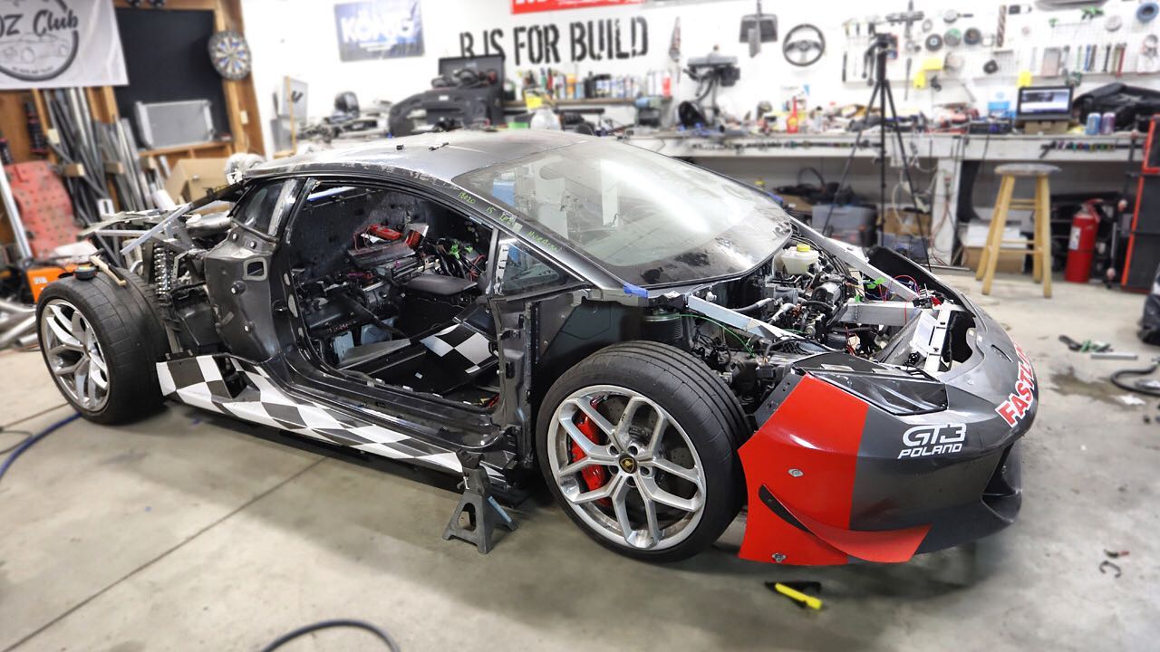 These Guys Resurrected A Destroyed Lambo Huracan With A GM LS V8 And A Manual ‘Box