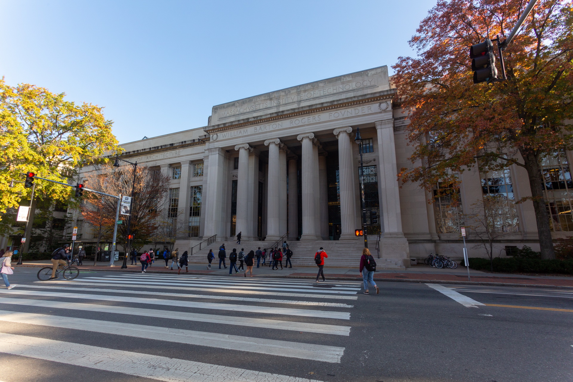 Lamborghini And MIT Develop Patent For New Supercapacitor Tech