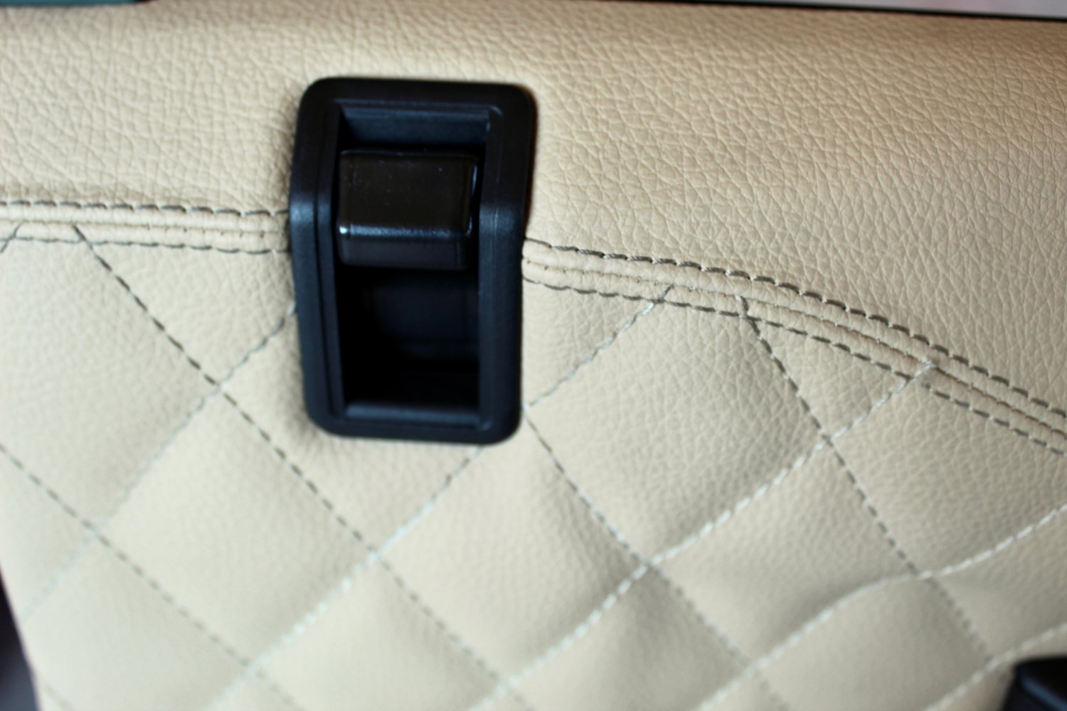 Land Rover Defender “Surf Edition” Will Make You Wish It Was Summer In The Northern Hemisphere