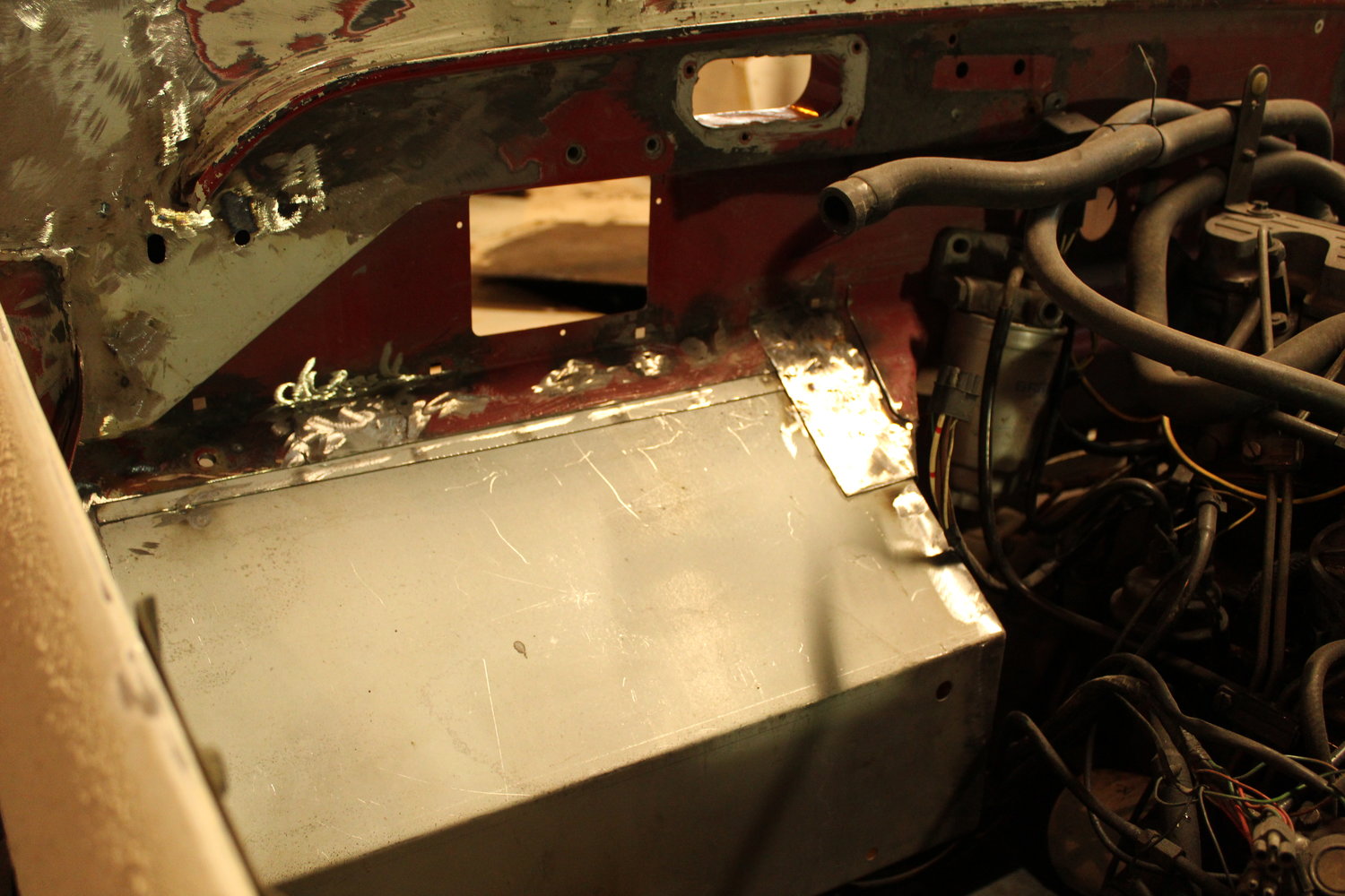 Land Rover Defender “Surf Edition” Will Make You Wish It Was Summer In The Northern Hemisphere