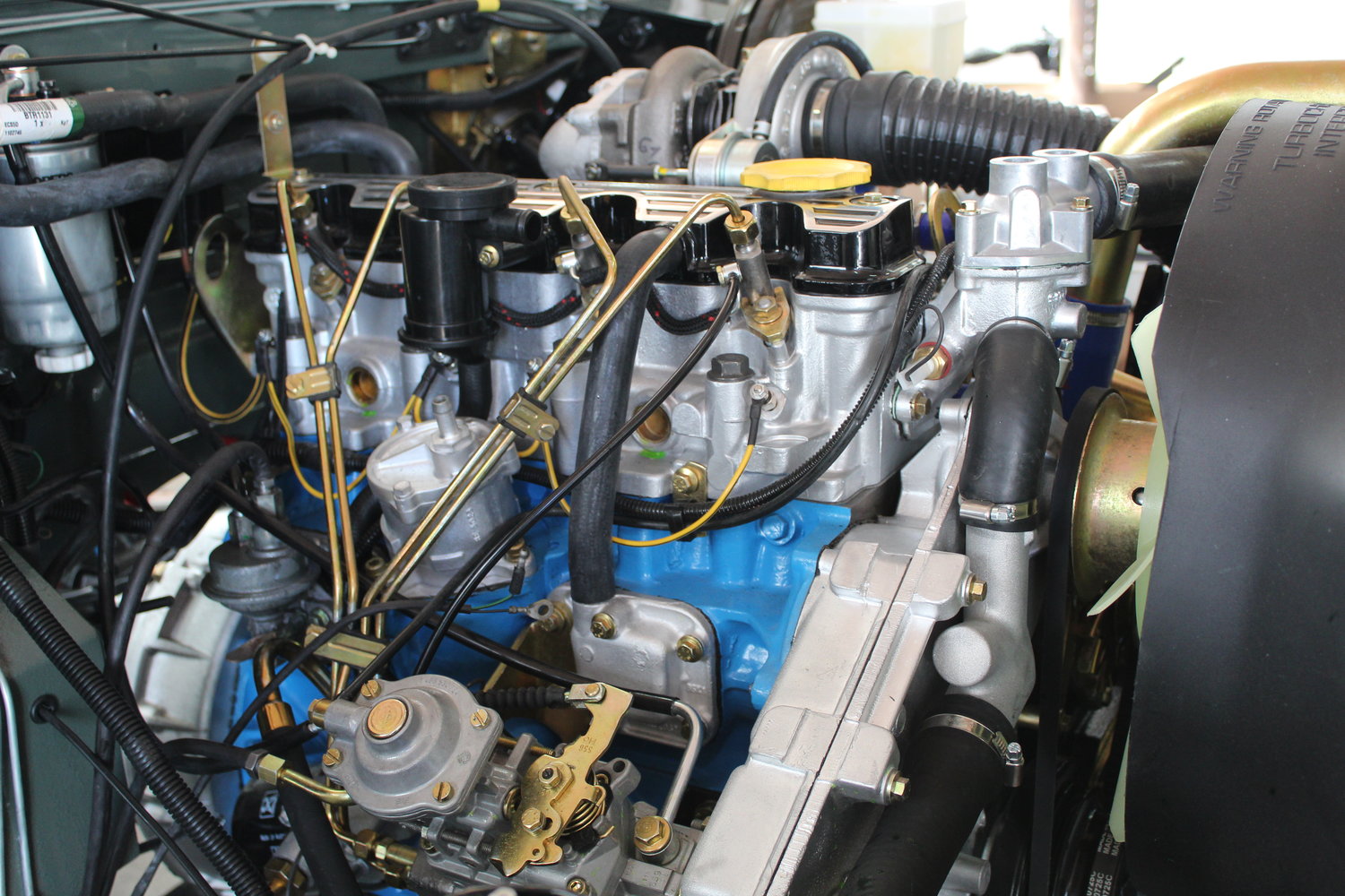 Land Rover Defender “Surf Edition” Will Make You Wish It Was Summer In The Northern Hemisphere