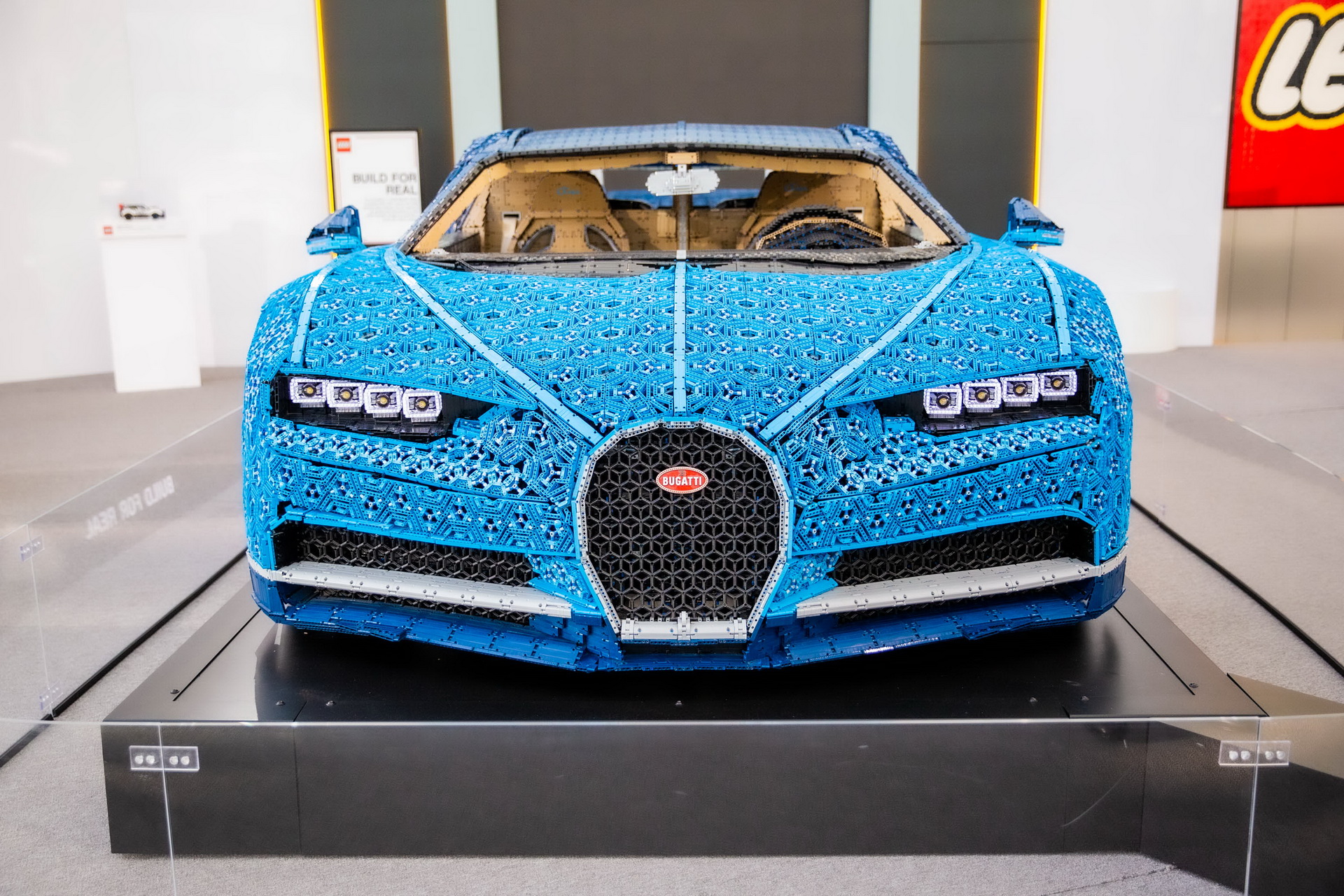 Admit It, You Want To Touch And Drive The LEGO Bugatti Chiron, Don’t You?
