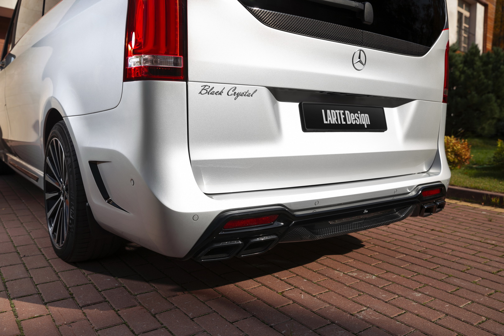 Is The Mercedes V-Class Minivan Too Bland For You? Larte Design Has A Solution