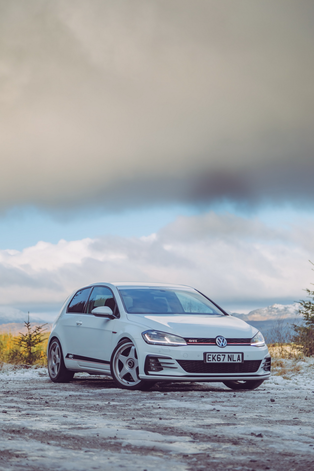 VW Golf GTI Gains 310 PS Thanks To M52’s Stage 1 Power Kit